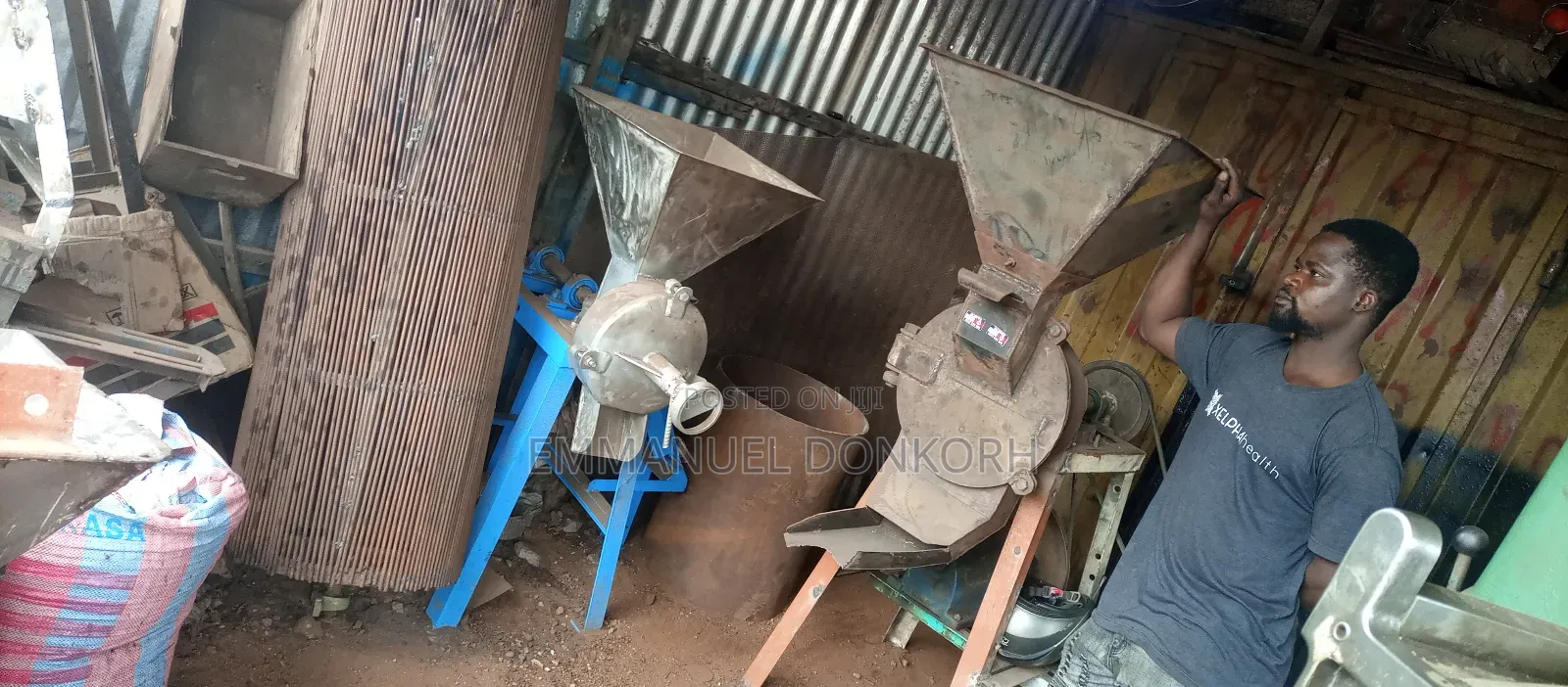 Palm Nut Cracker Separate Machine