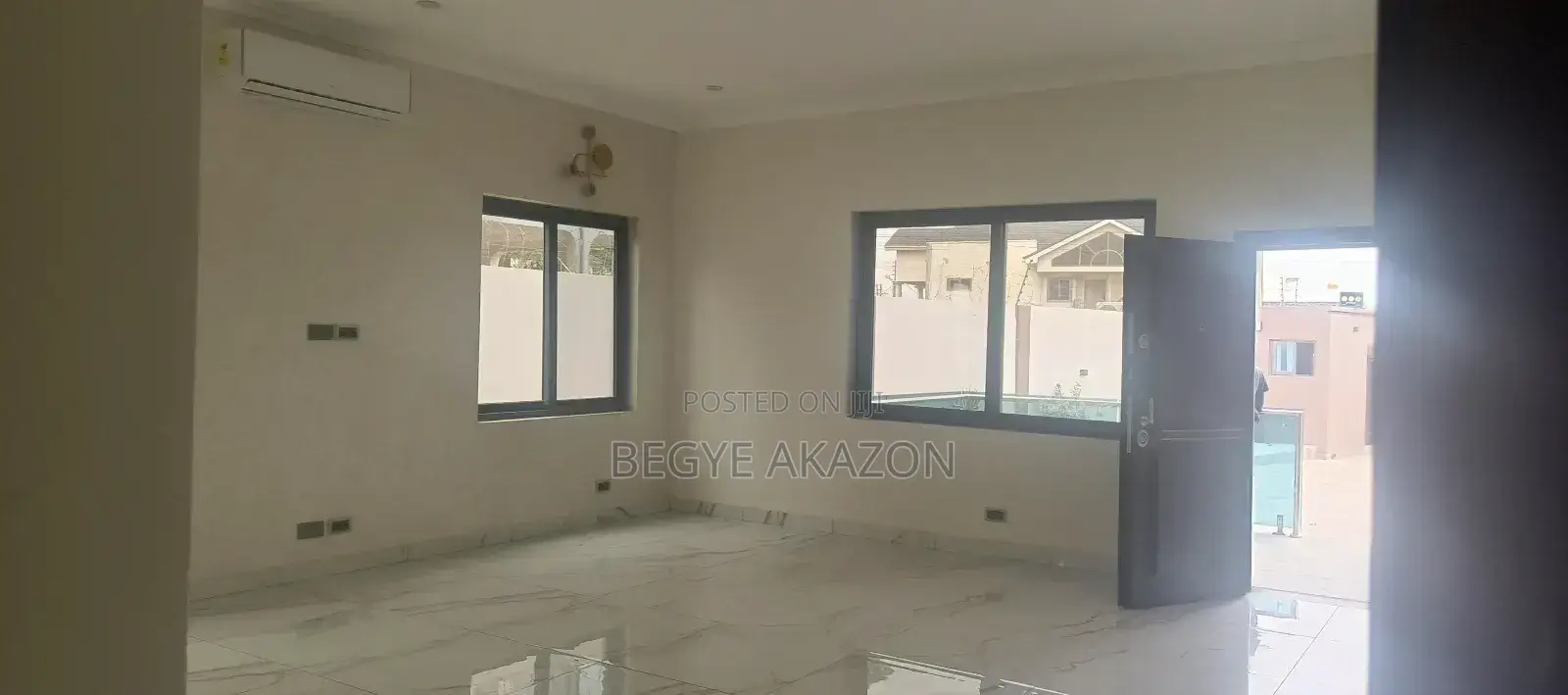 9bdrm Apartment in A&C Mall for rent