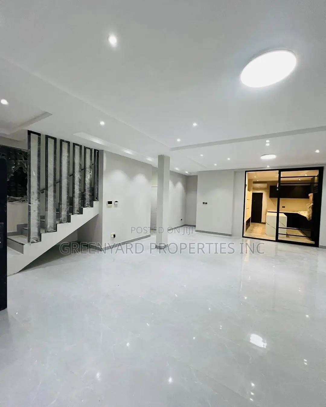 4bdrm House in Lakeside, Ashaley Botwe for sale