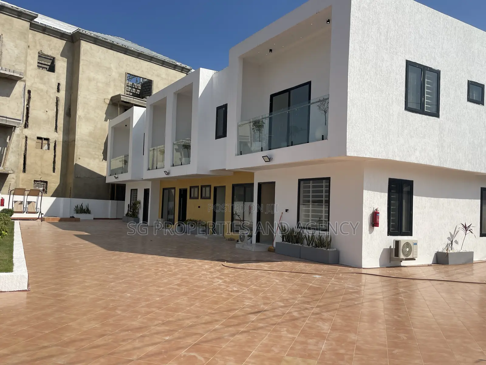 2bdrm Townhouse / Terrace in Lashibi, Spintex for rent