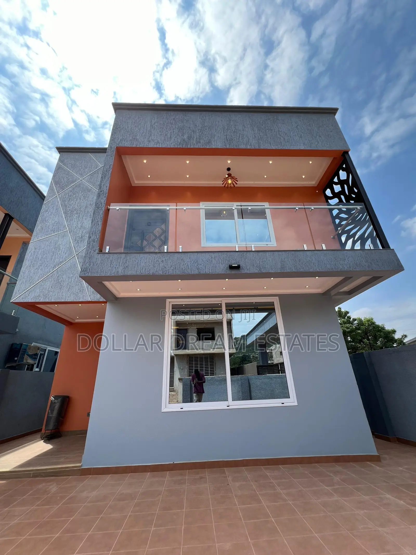2bdrm House in Adenta for sale
