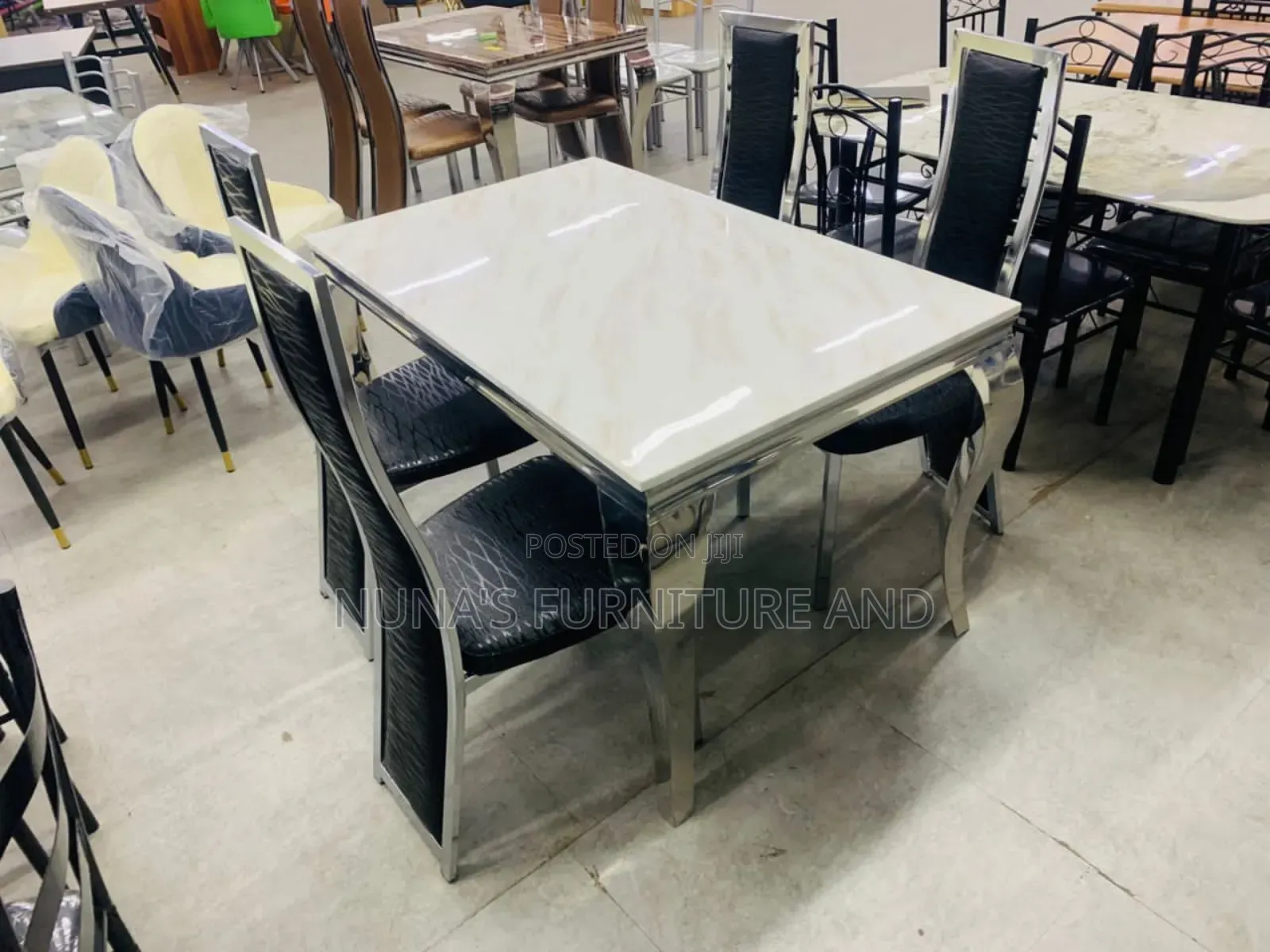 Diningset/ Dining Table