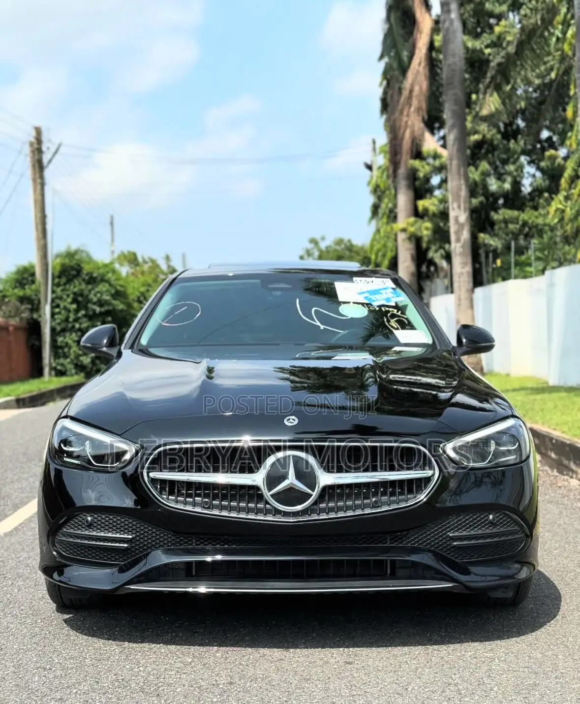 Mercedes-Benz C300 2023 Black