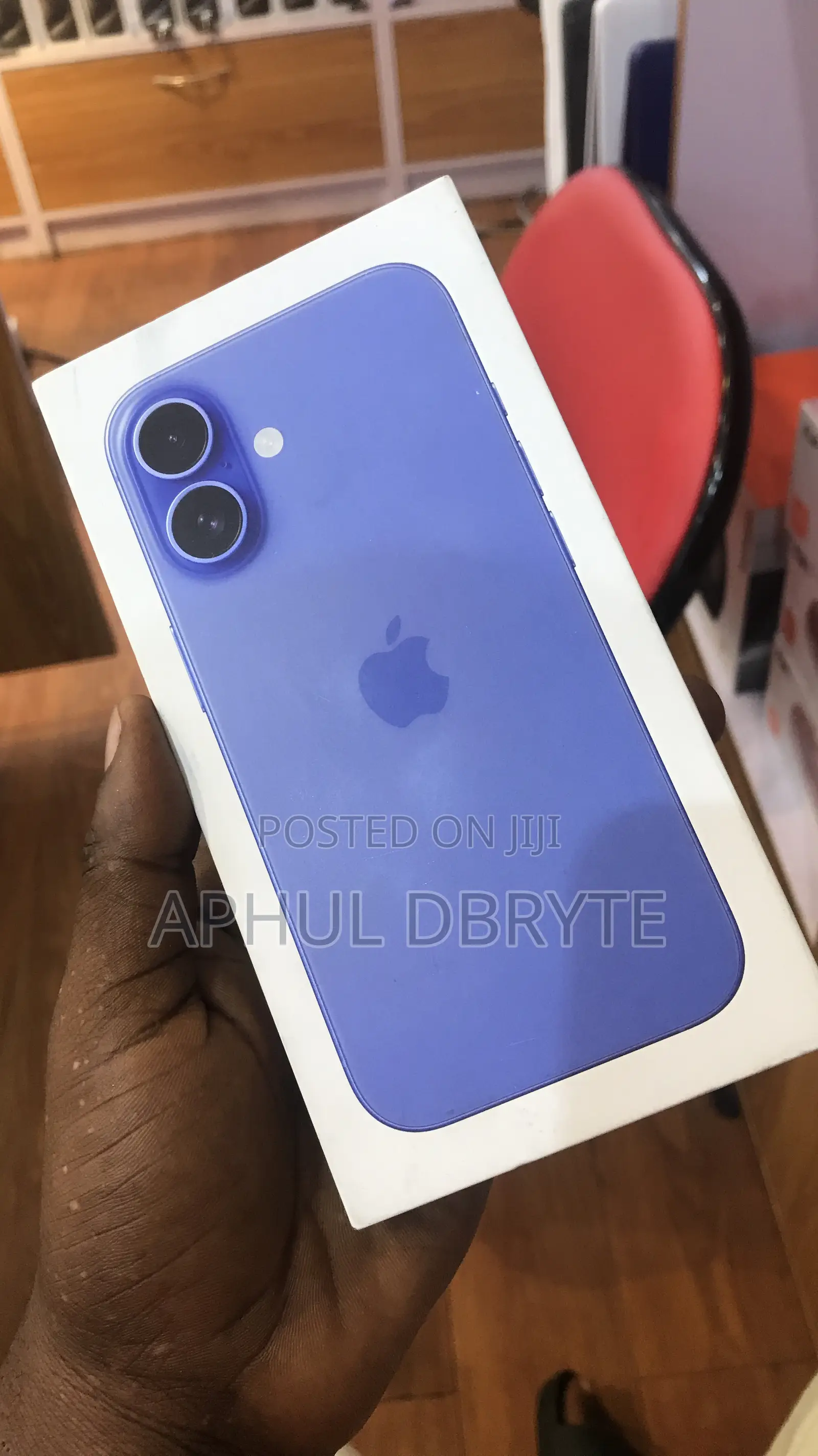 New Apple iPhone 16 128 GB Blue