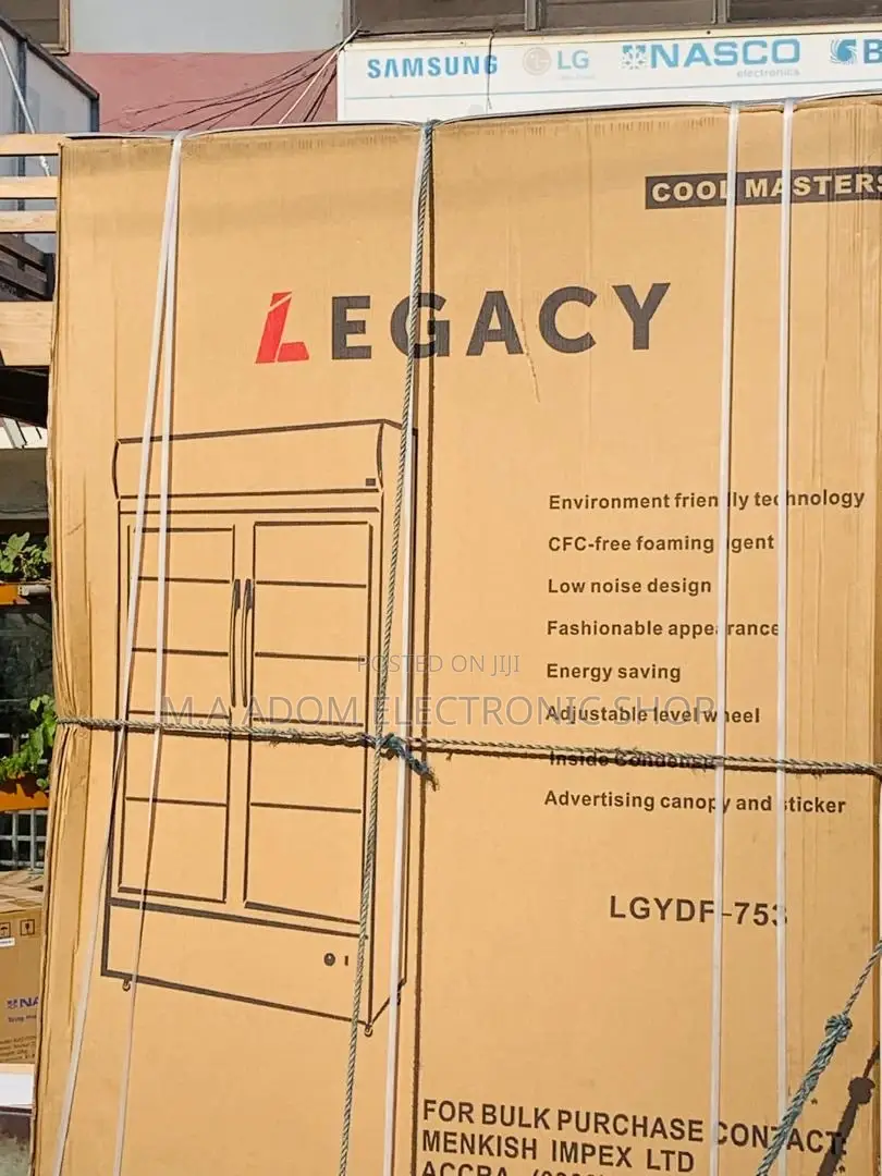 Well Design Legacy Double Door Display Refrigerator