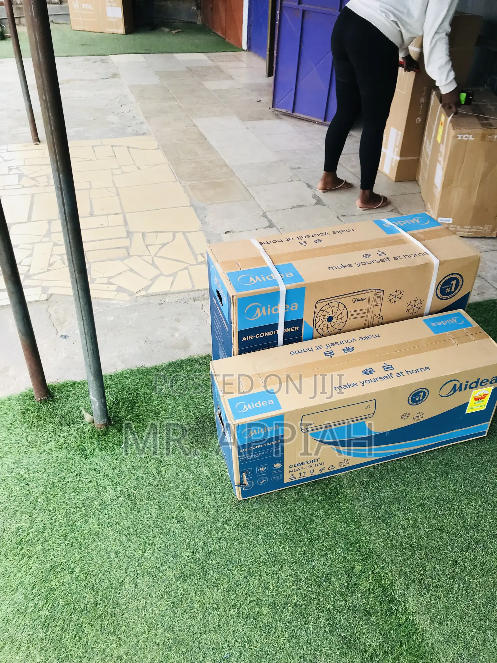 Order Classic Midea 1.5hp Split Type Air Conditioner.