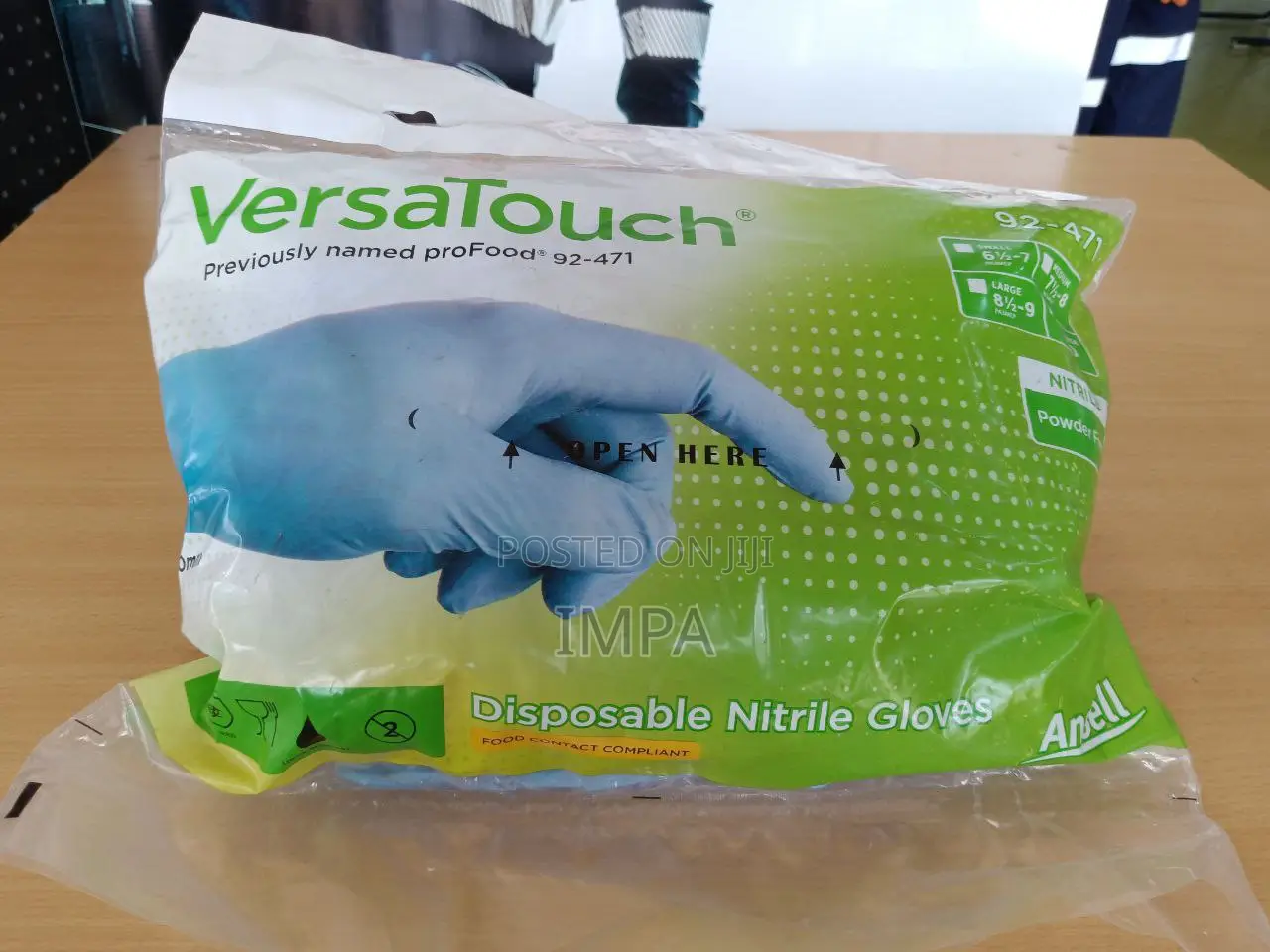Ansell Versatouch Disposable Nitrile Gloves