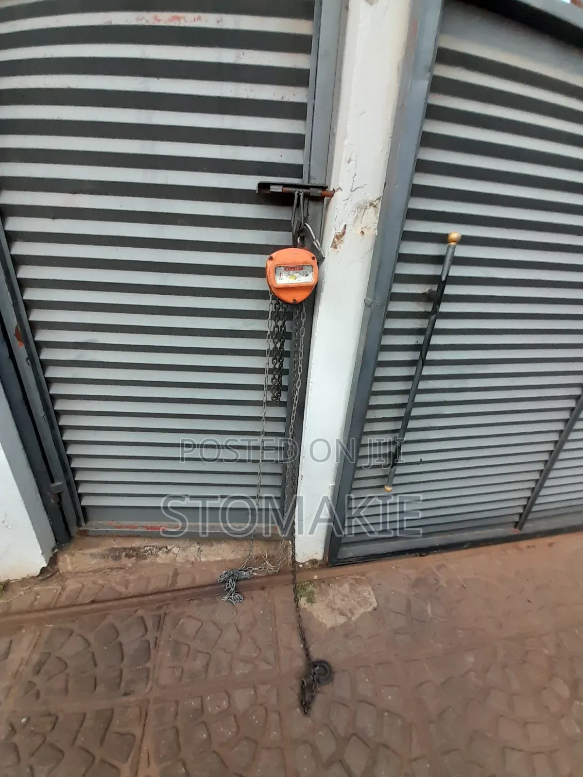 1 Ton Engine Hoist