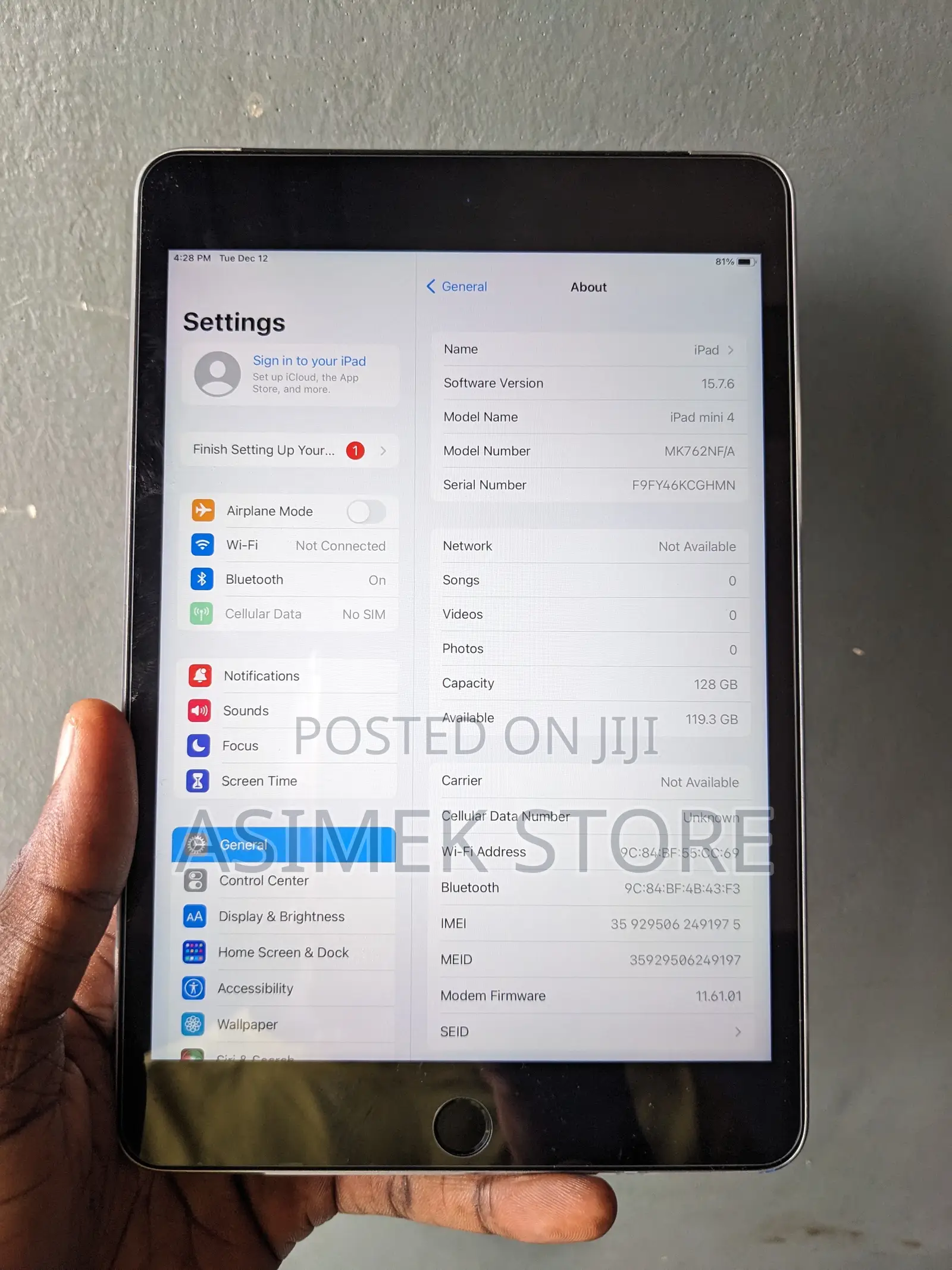 Apple iPad mini 4 128 GB Gray