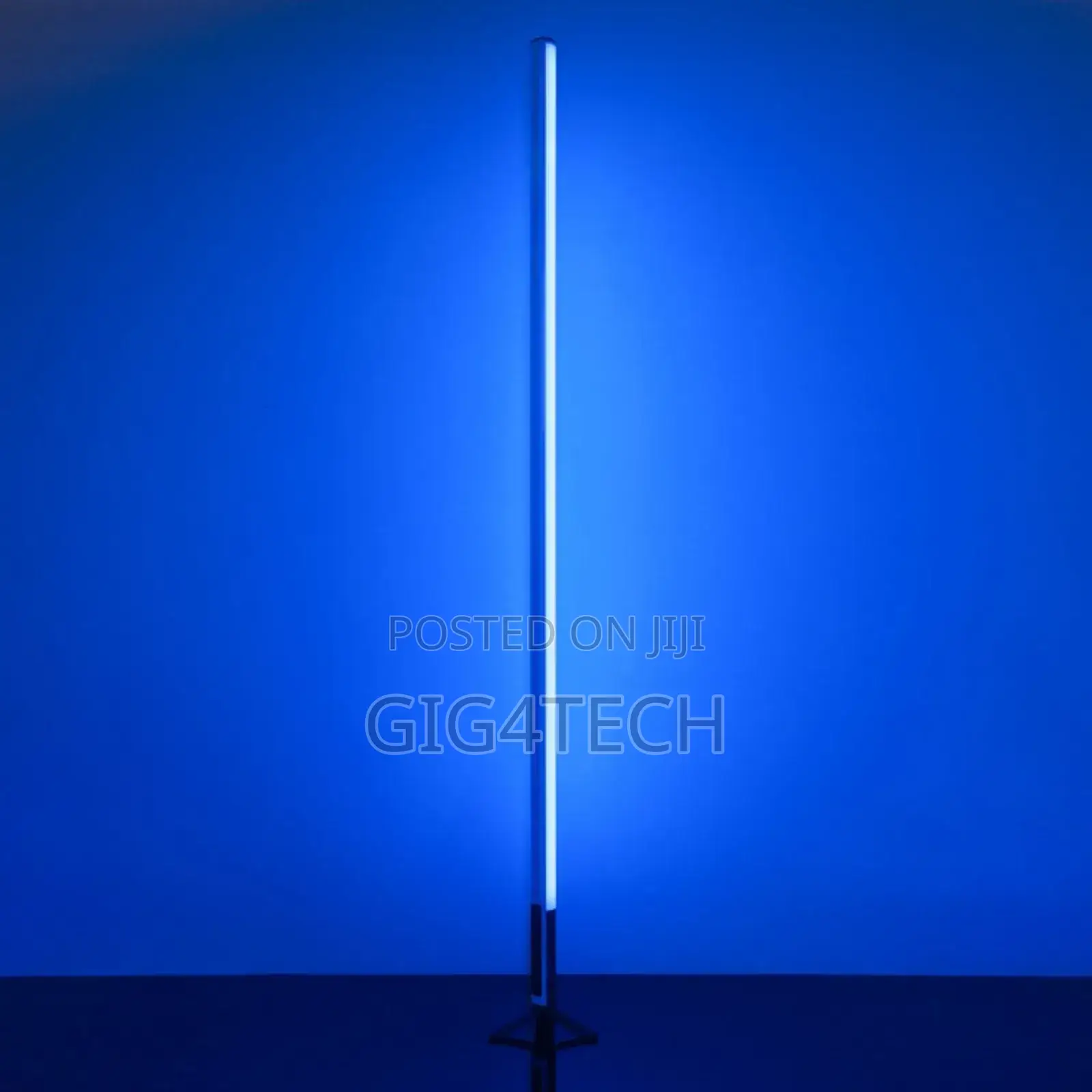 Luxceo Mood1 85cm RGB Light With Tripod
