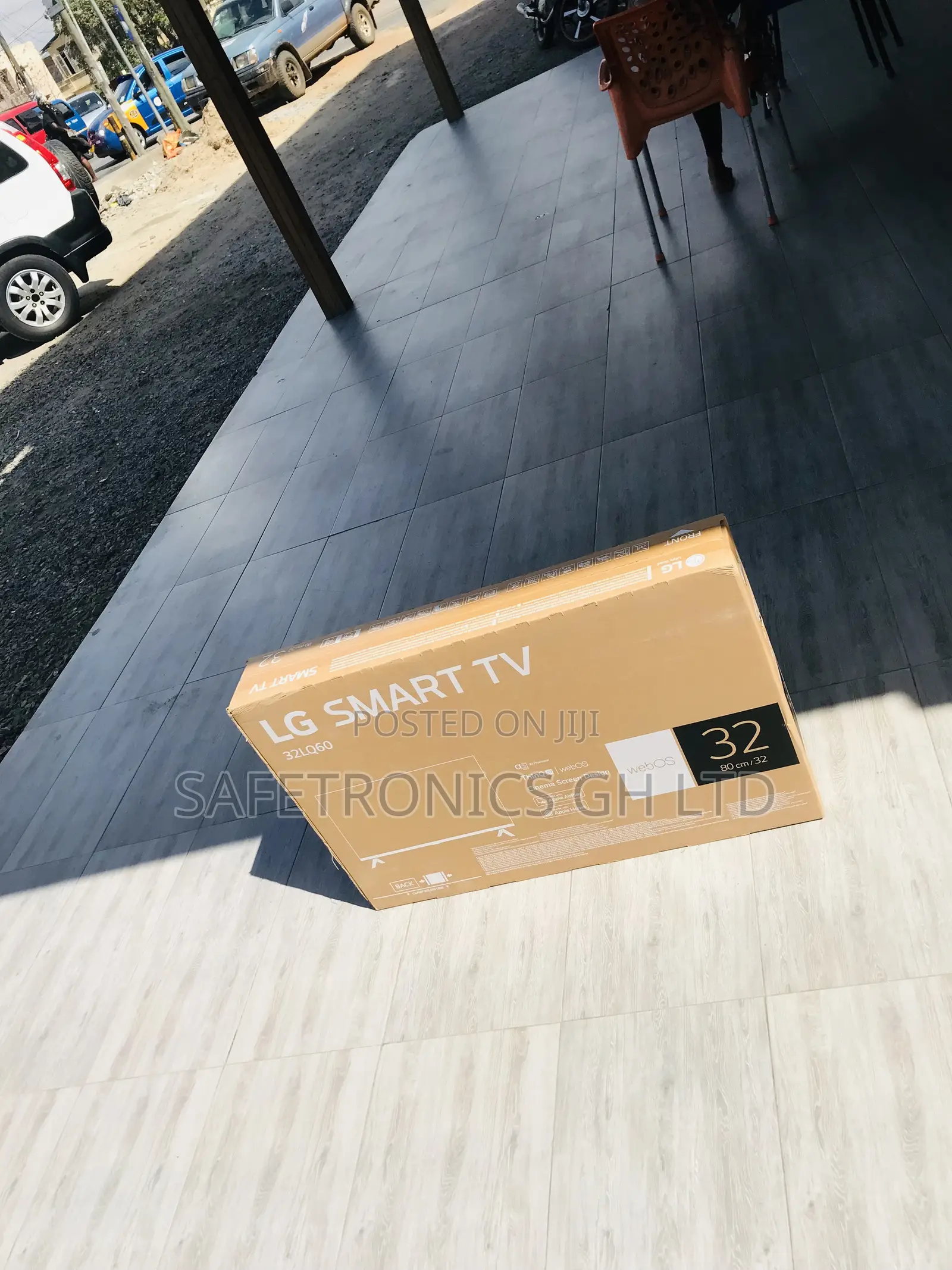 32 Inch Smart LED LQ60 LG (Black) Valuable Tv
