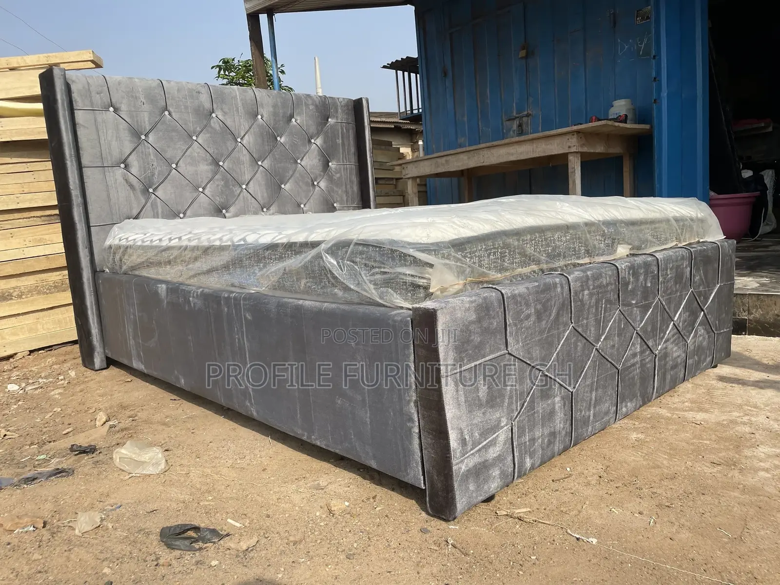 Gray Double Bedframe With Mattress//Freeeeee Delivery
