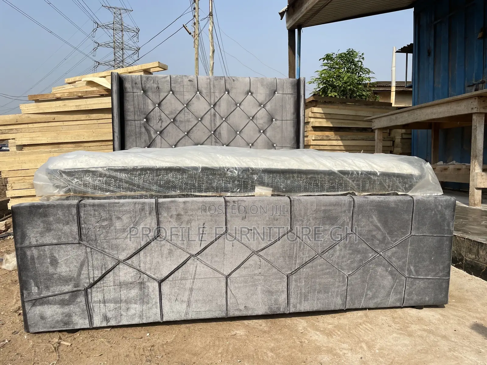 Gray Double Bedframe With Mattress//Freeeeee Delivery