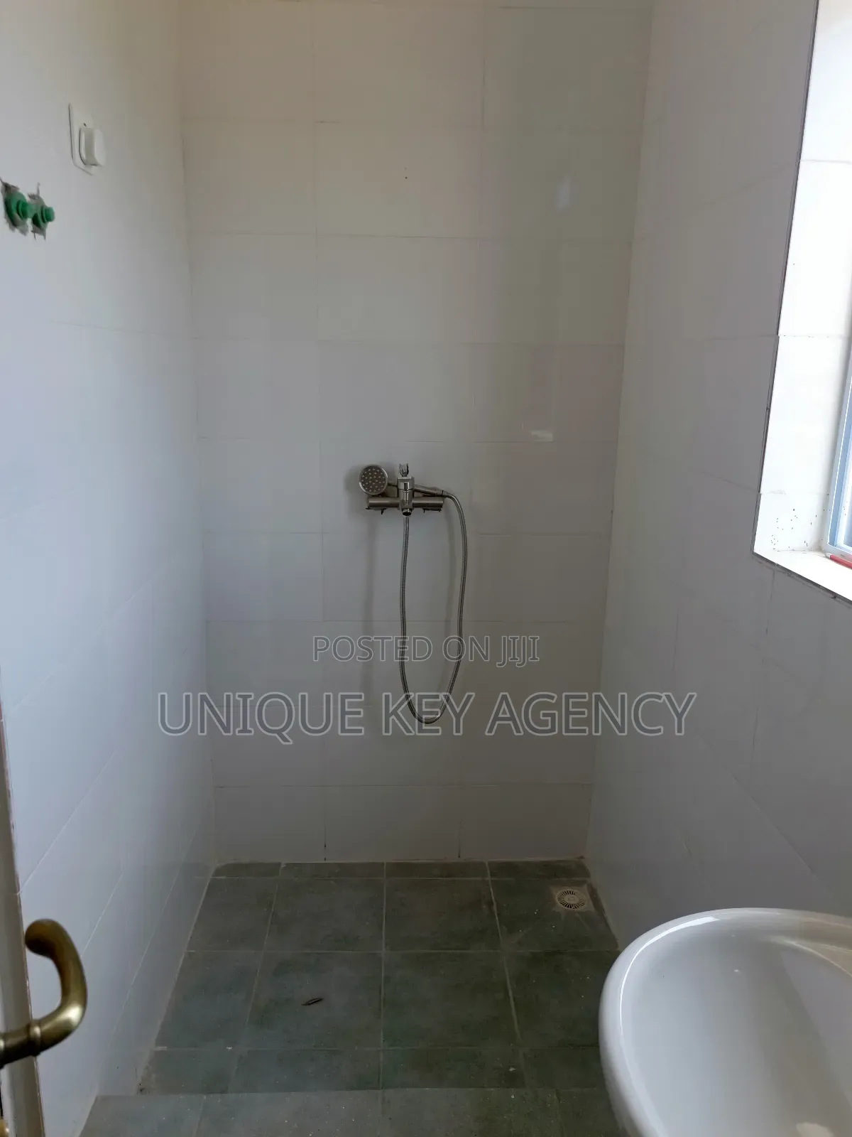 2bdrm Apartment in Unique Key Agency, Tseaddo for rent