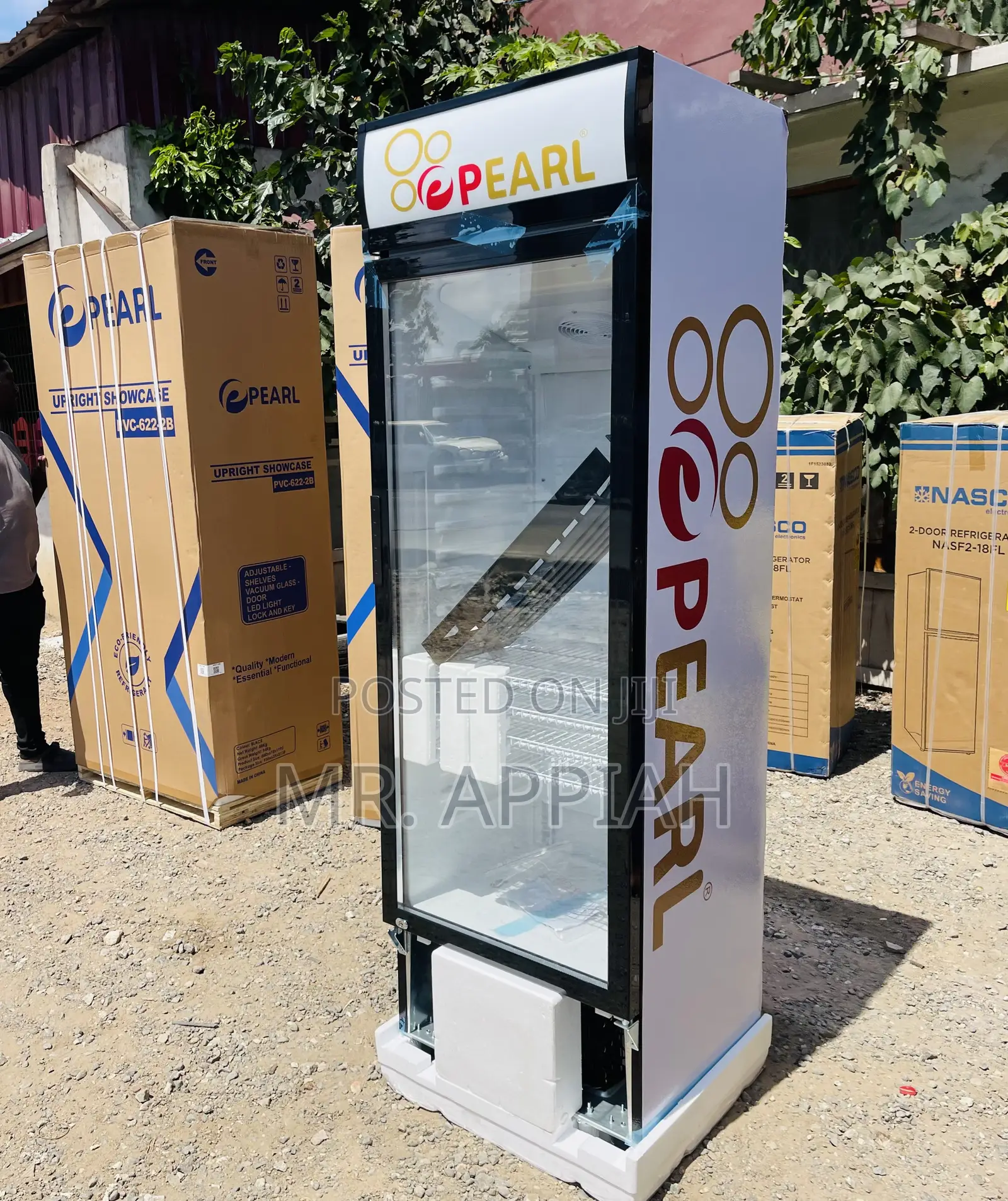 Fresh in Box Pearl PVC 352 Single Door Beverage Cooler.