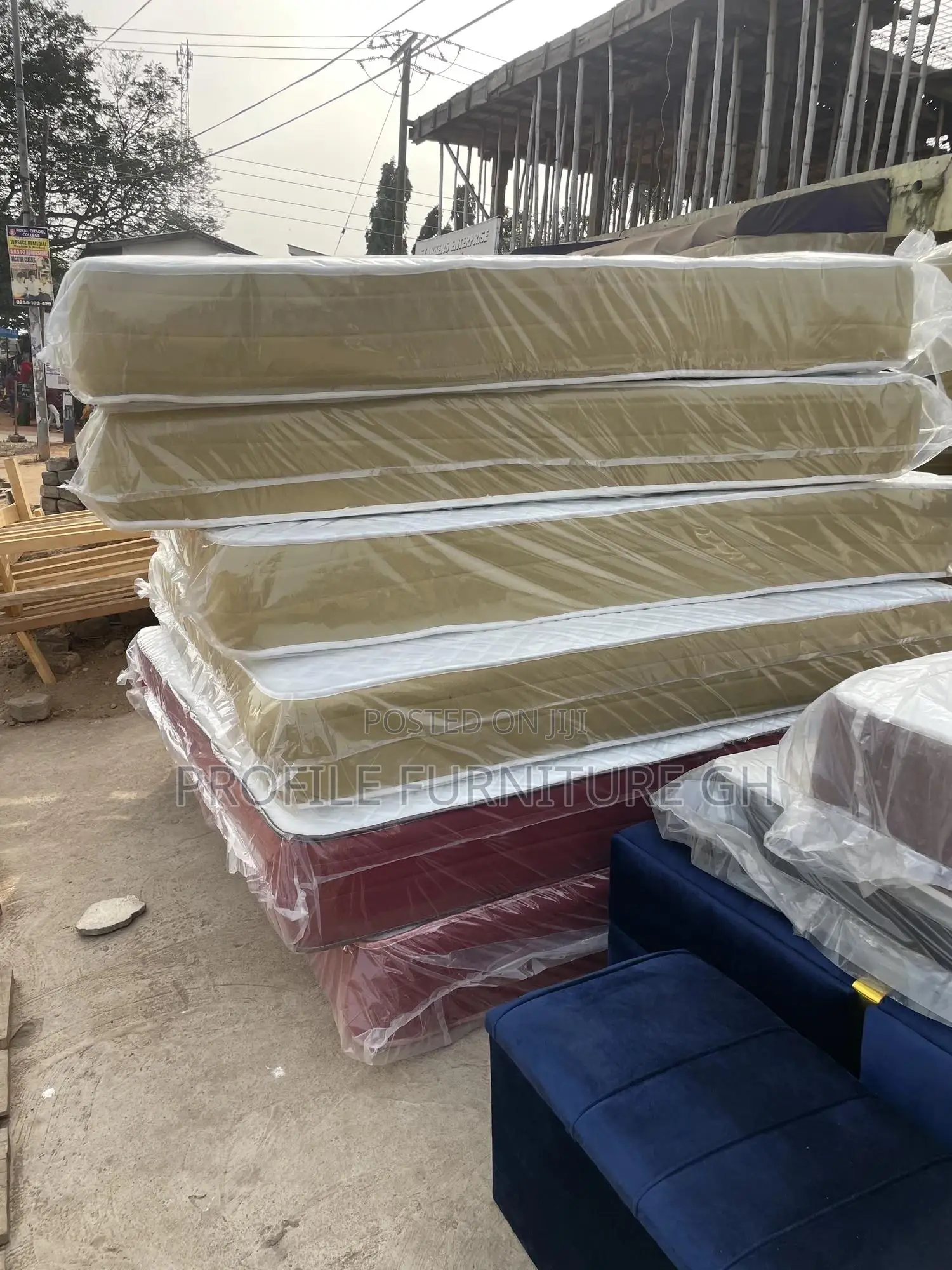 Soft Orthopedic Available Queen Size Mattress//Free Delivery