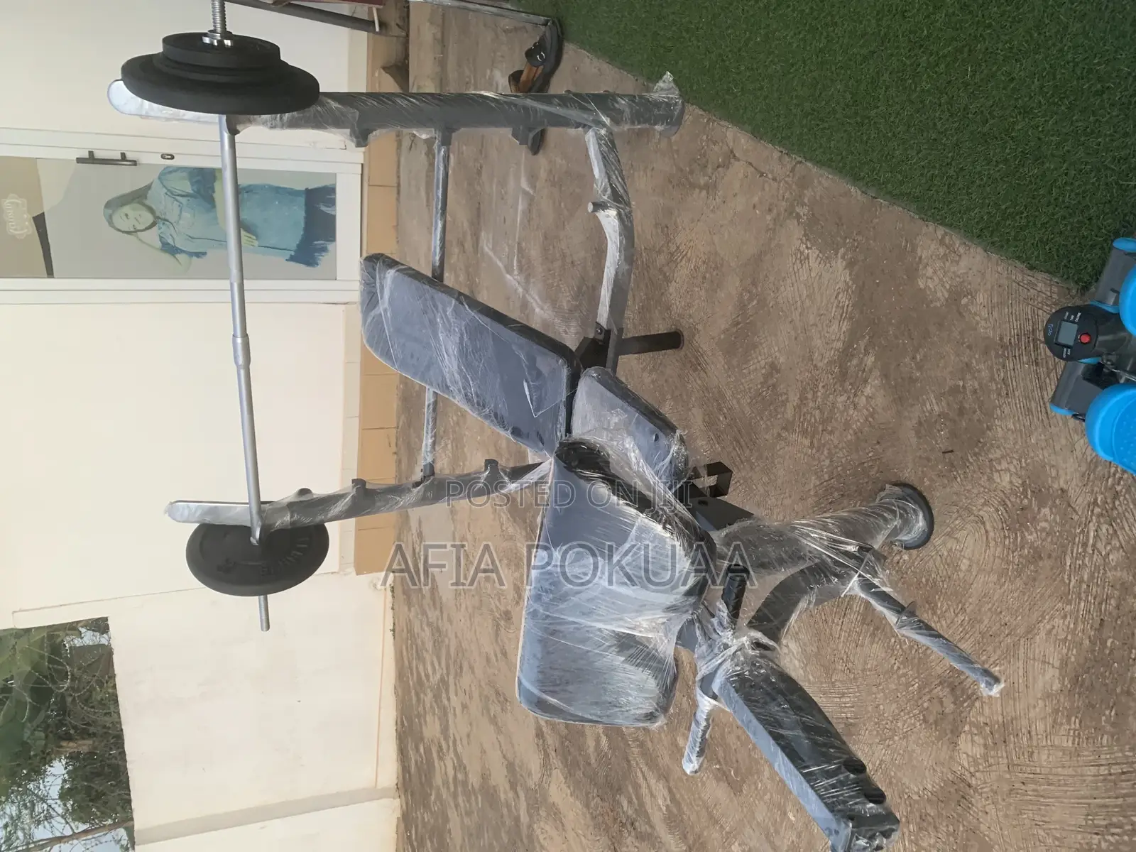 Commercial Weight Bench