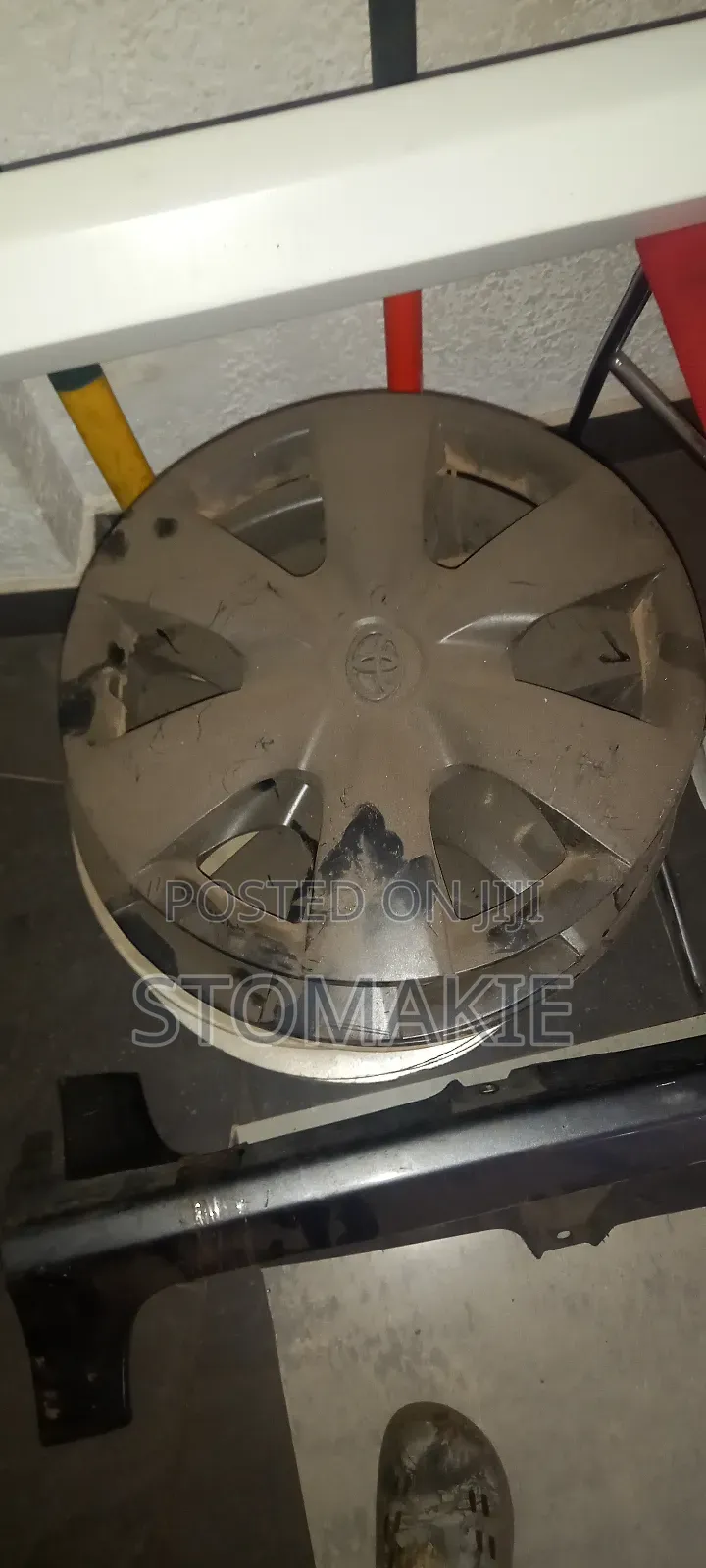 3 Toyota Rim 15 Wheel Caps.