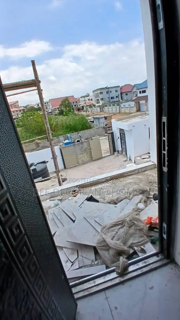 5bdrm Mansion in Bee Decor & Homes, East Legon for sale