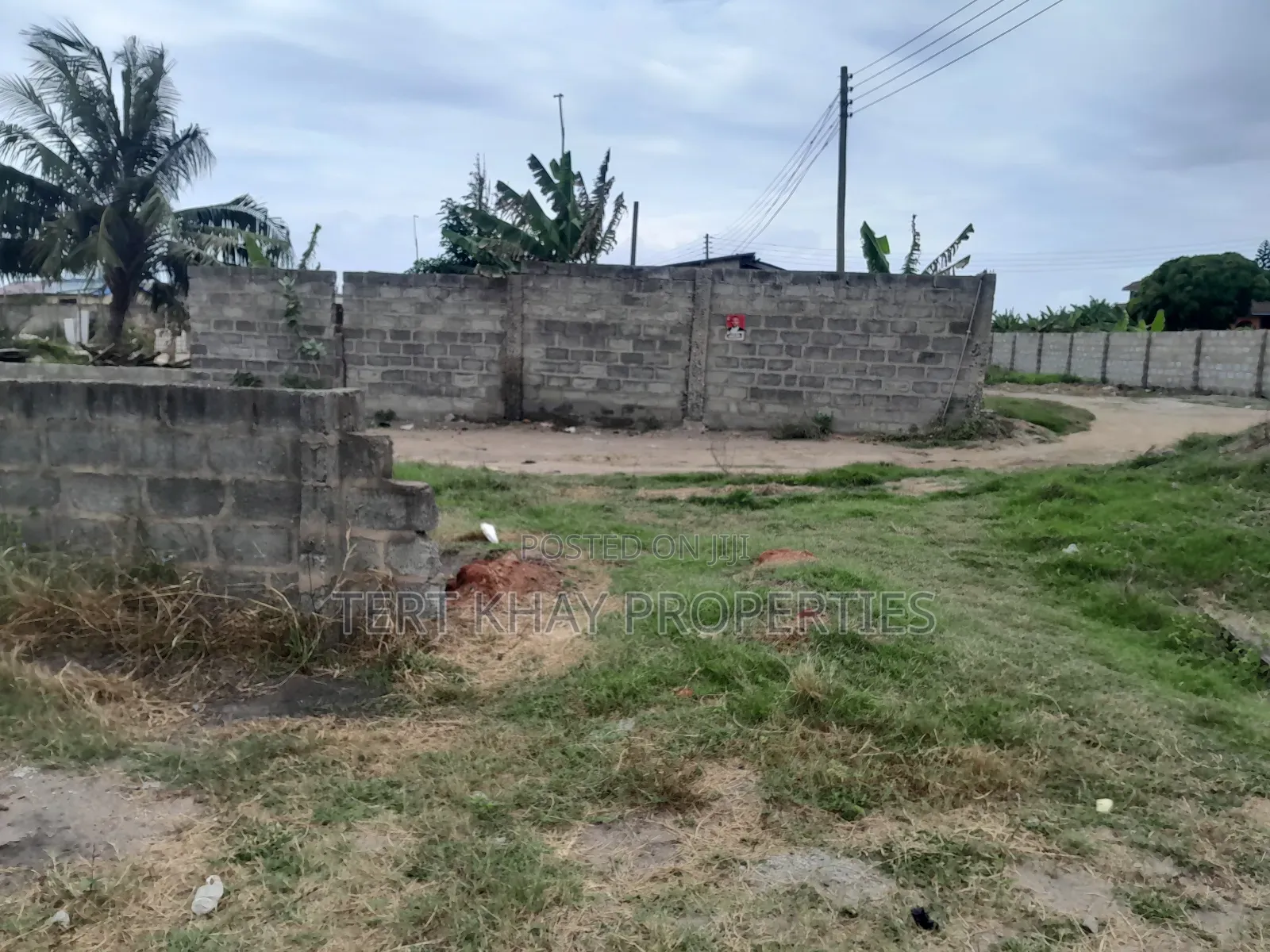 Land for Sale in Sakumono