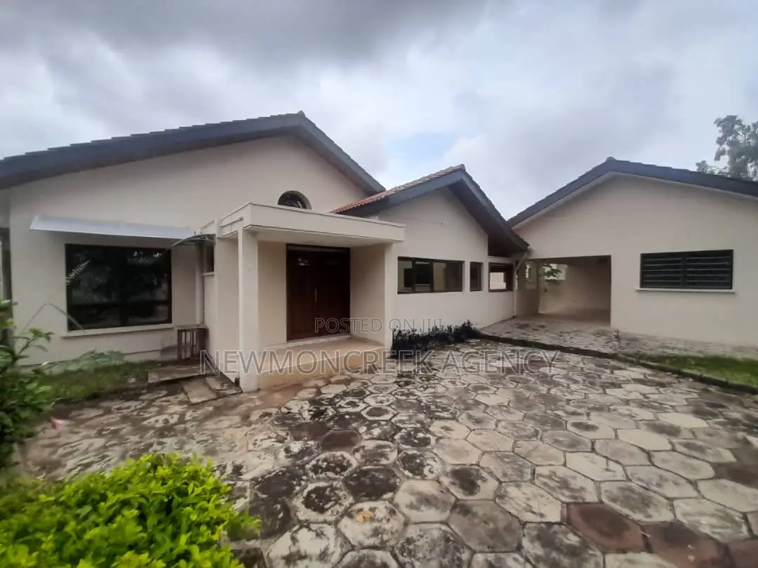 3bdrm Duplex in Gate Estate,Pokuase., Accra Metropolitan for rent
