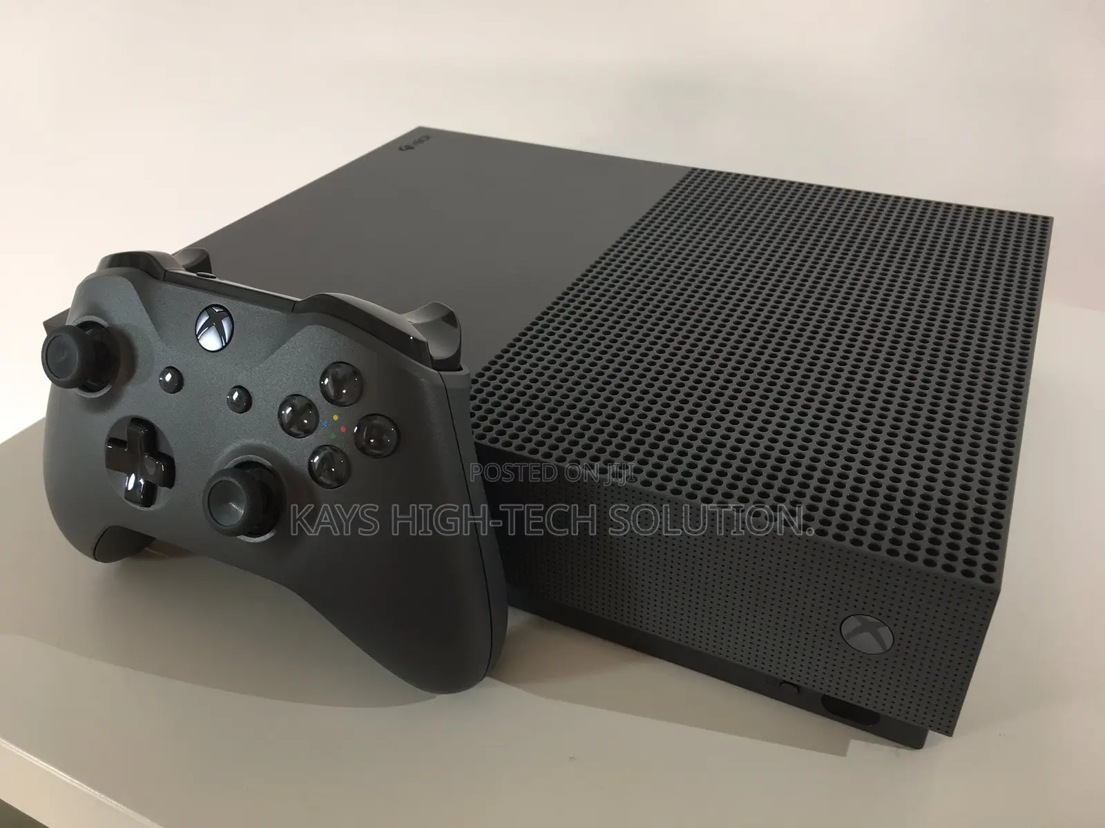 Xbox One S Storm Grey Edition,One Controller and 10 Games
