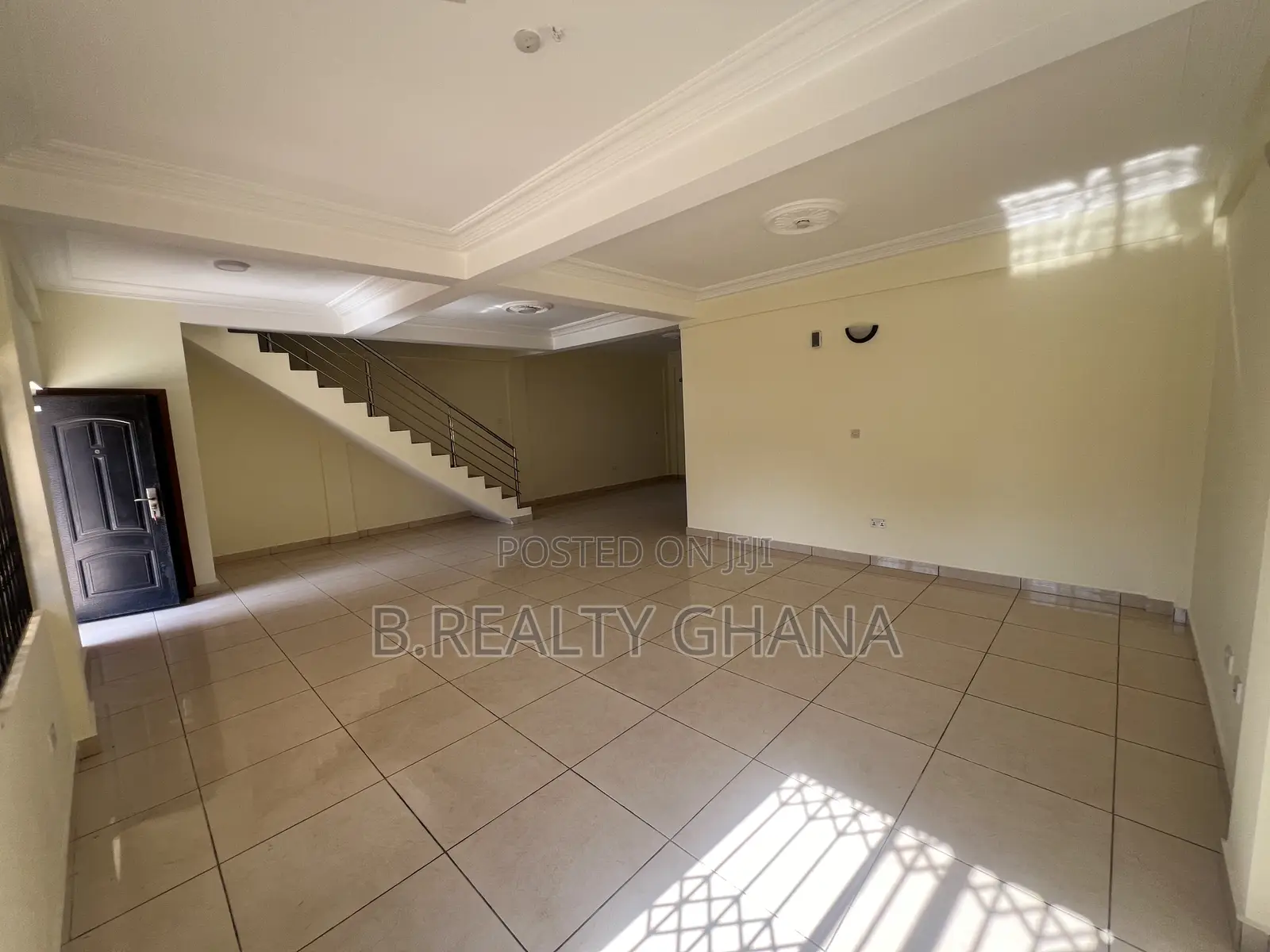 4bdrm House in Gated Community, East Legon for rent