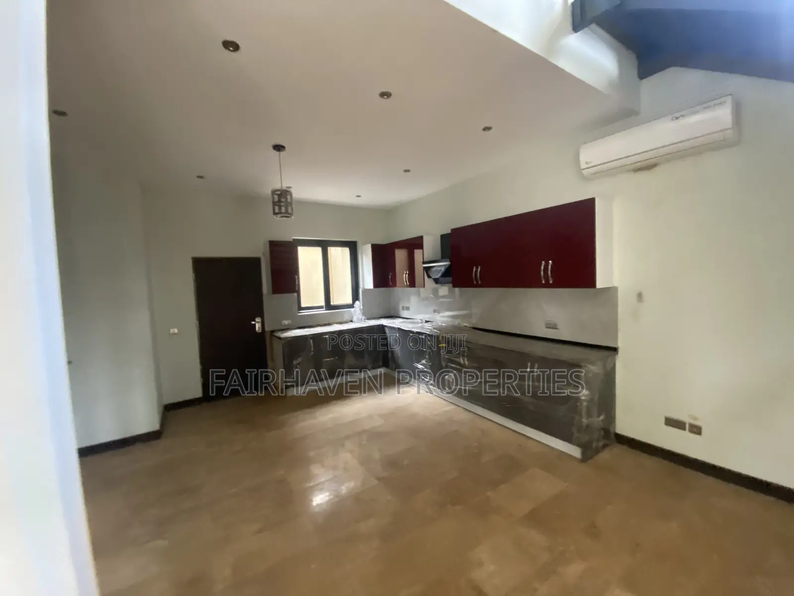 3bdrm Townhouse / Terrace in Tseaddo for rent