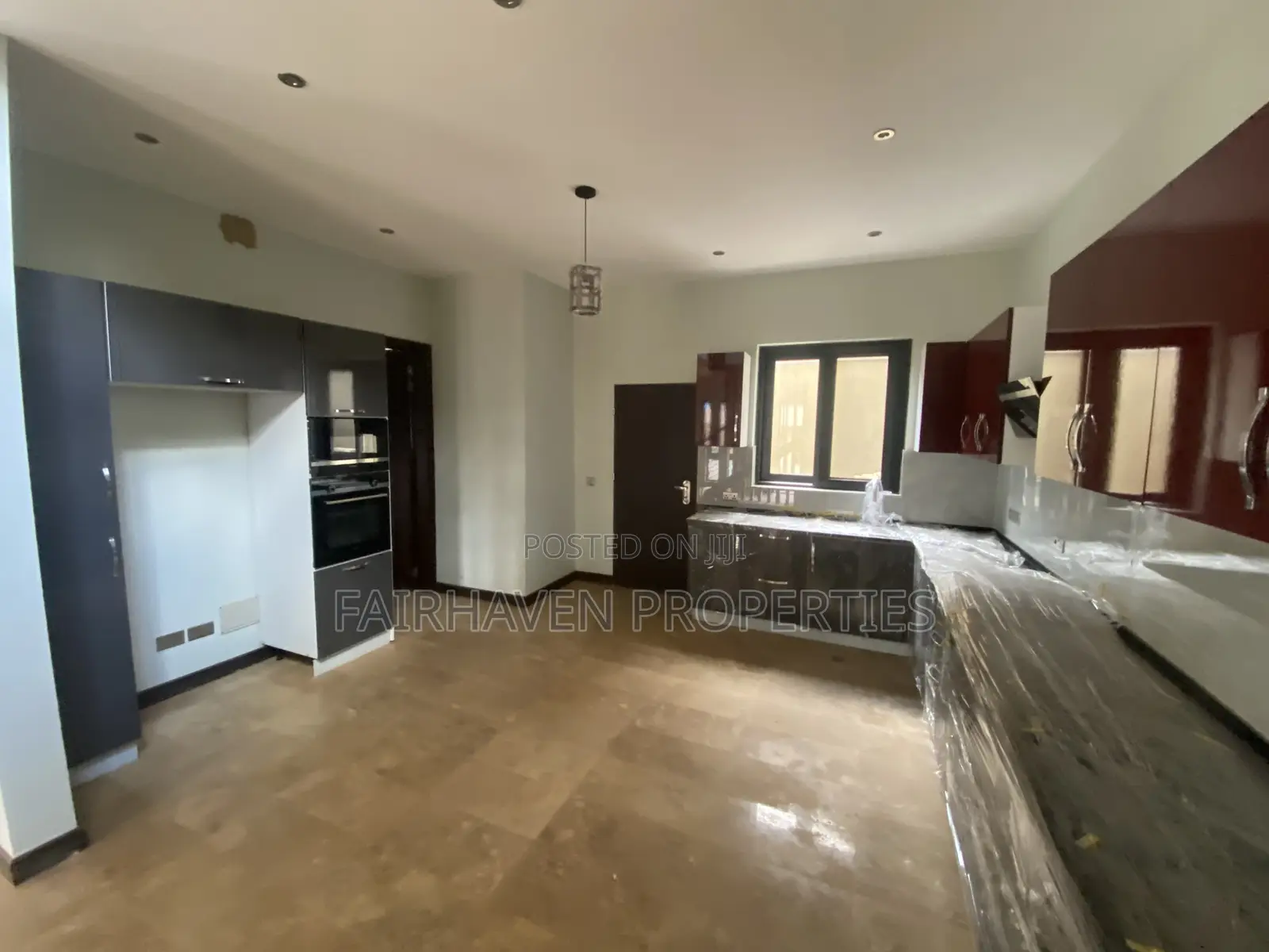 3bdrm Townhouse / Terrace in Tseaddo for rent