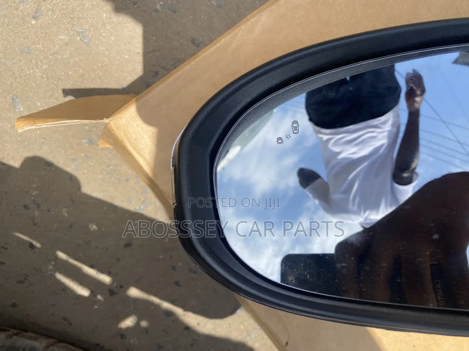 Hyundai Tucson 2016 to 2018 Mirror With Sensor and Light