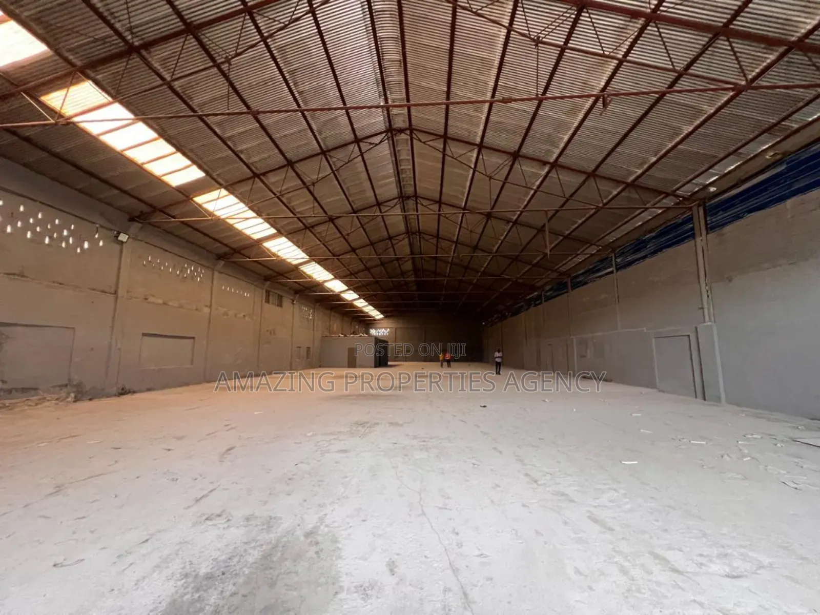 1200 SQM Warehouse to Let at North Industrial