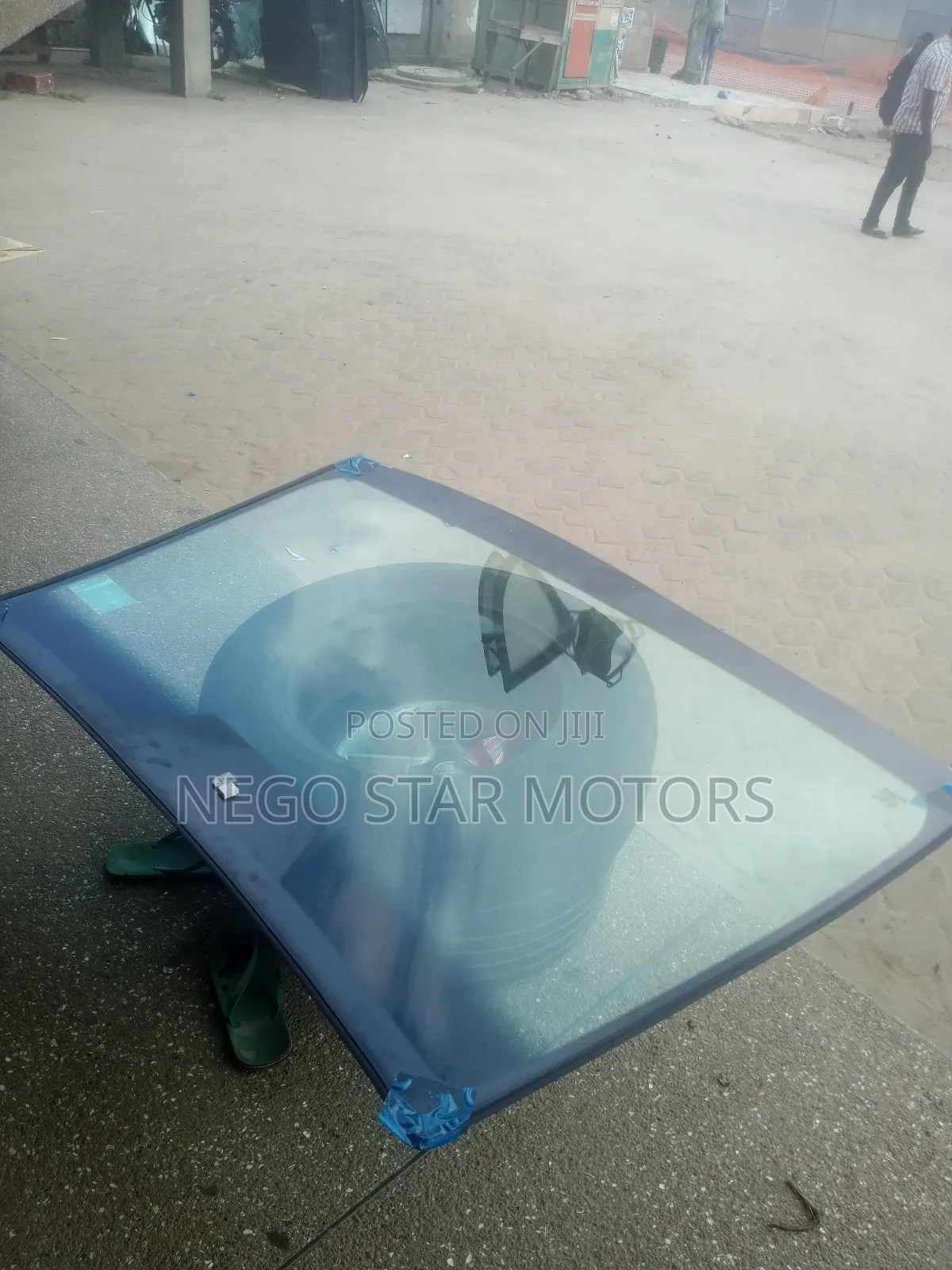 Toyota Avensis 2009 Front Windscreen