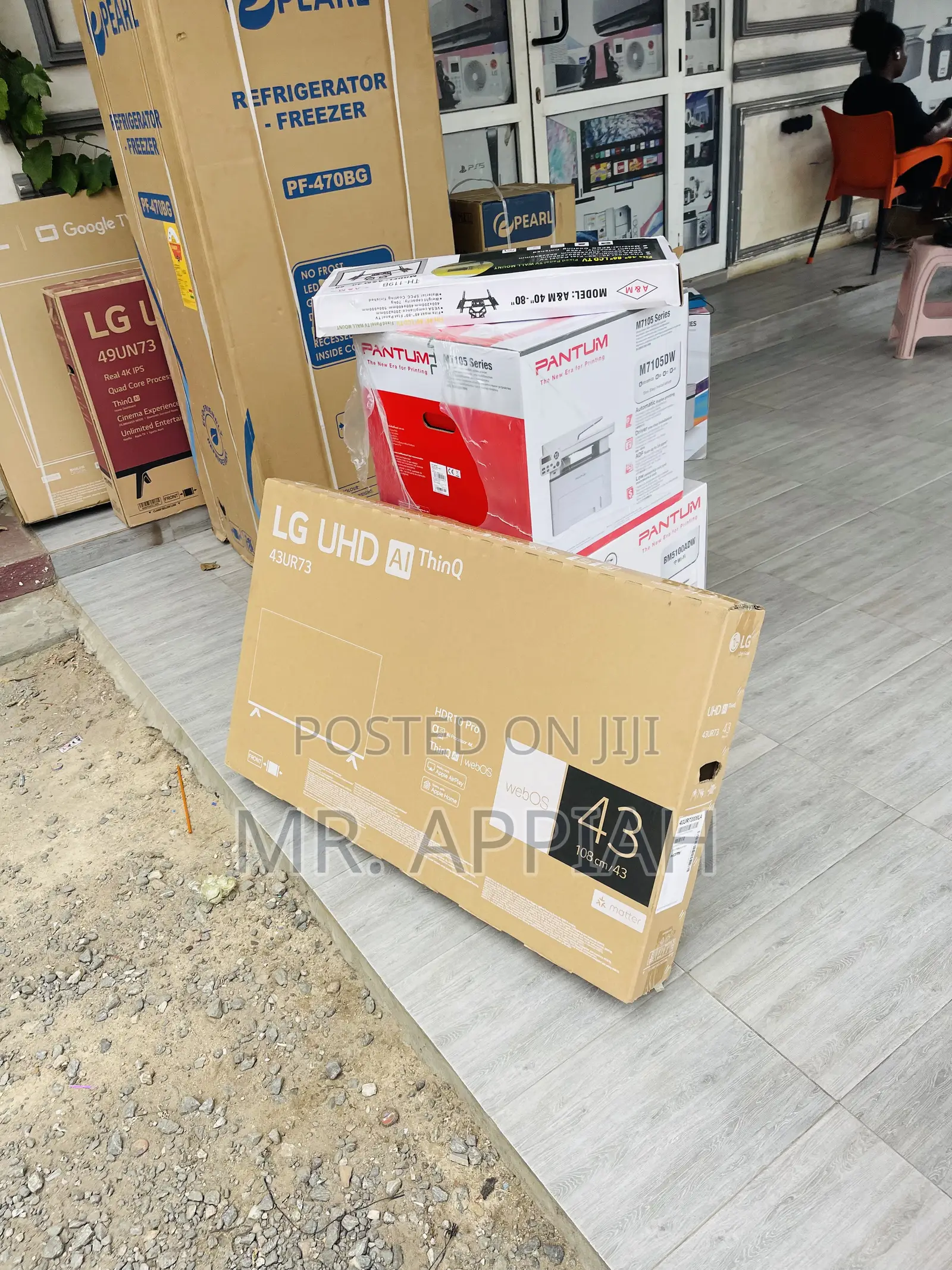 Newly in Stock LG 43UR73006LA 43” Smart Electric Tv.