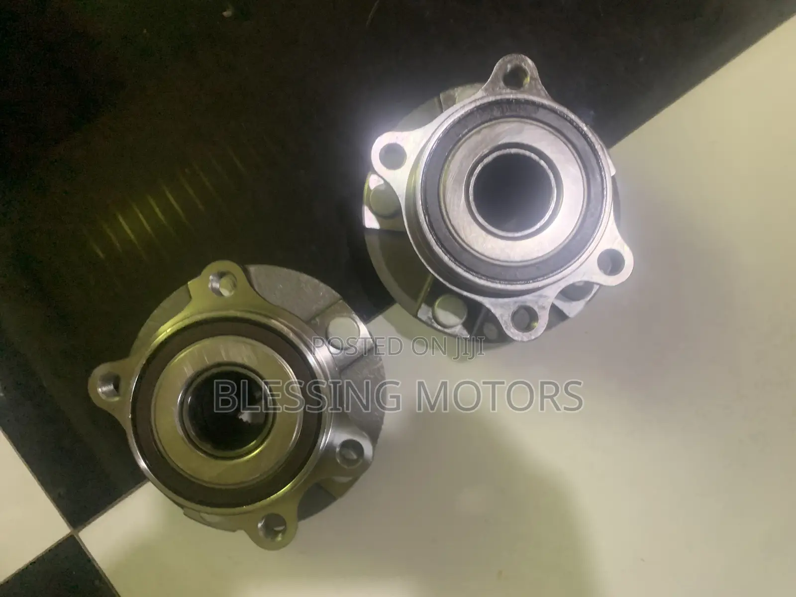 Toyota RAV4 Front Hub