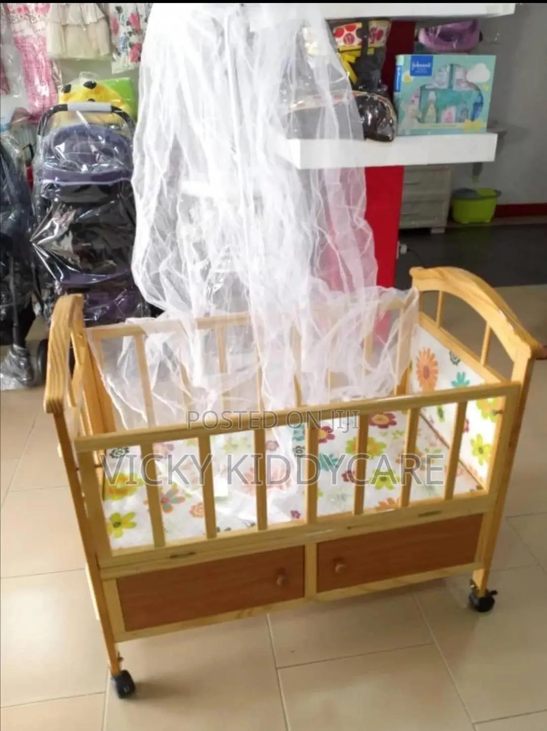 Baby Push Push Wooden Cot