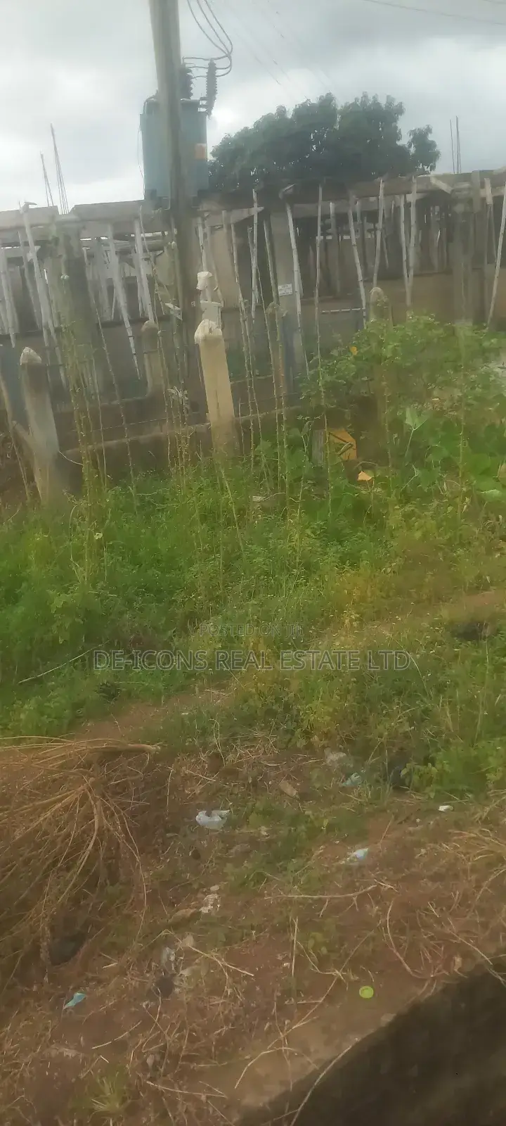 7 Shops Uncompleted 2bedrooms Self Contained on 2 Plots