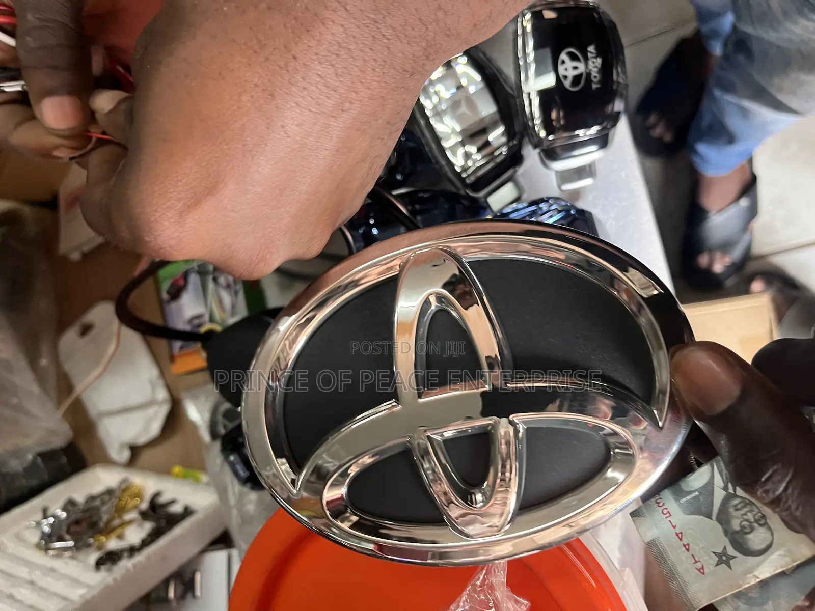 Toyota Corolla 09-13 Rav 4 Full LED Front Crown
