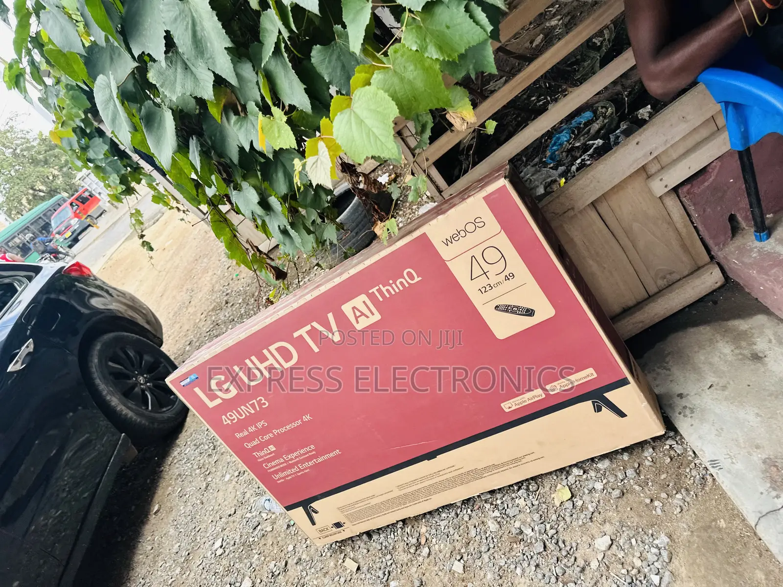 Slim Sleek UHD Smart Lg 49”UN73