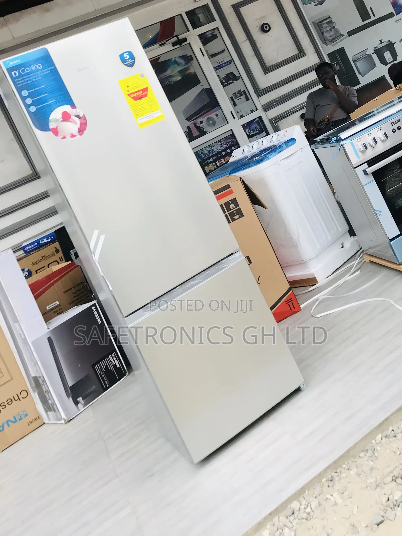 Super Powerful Midea MDRB369FGN02 Bottomfreezer Gray 