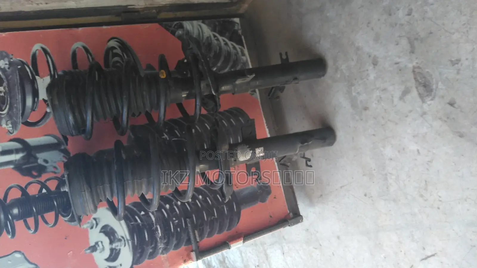 Nissan Rogue 15-20 Front Shocks
