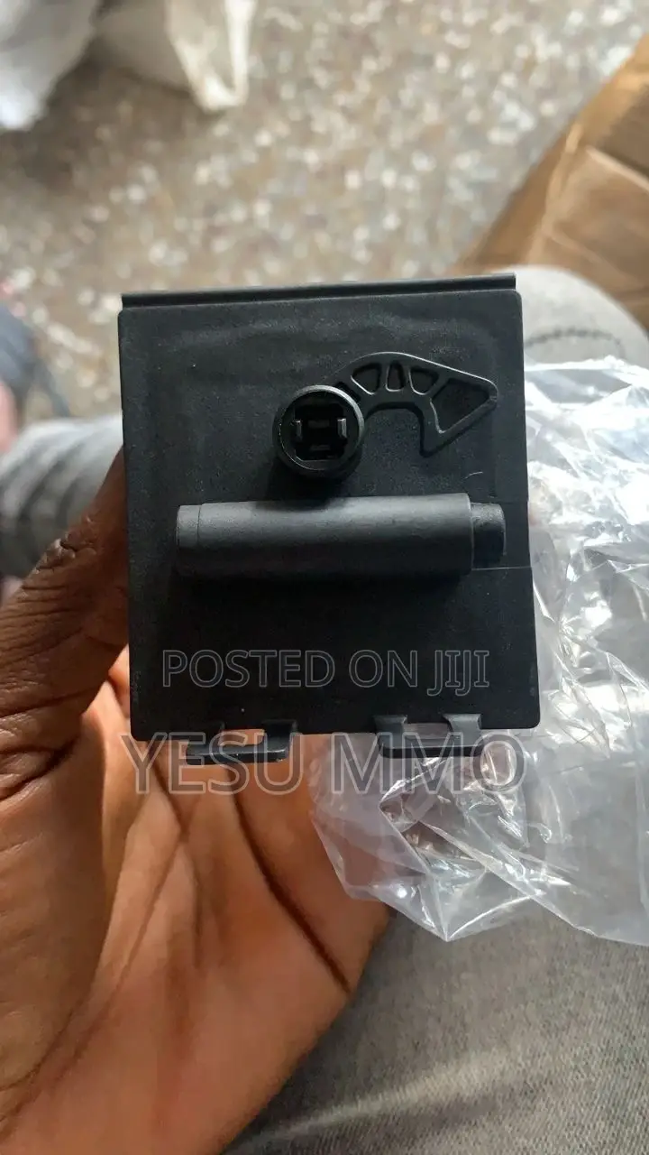 Mercedes Benz CLA Actuator Fuel Lid