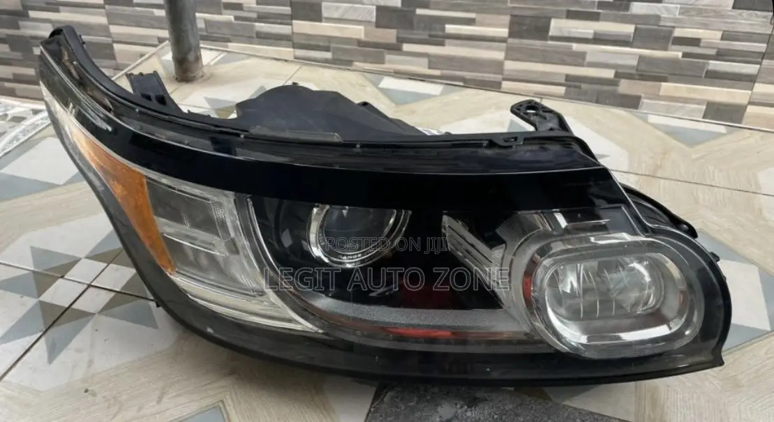 Range Rover Vogue Headlights