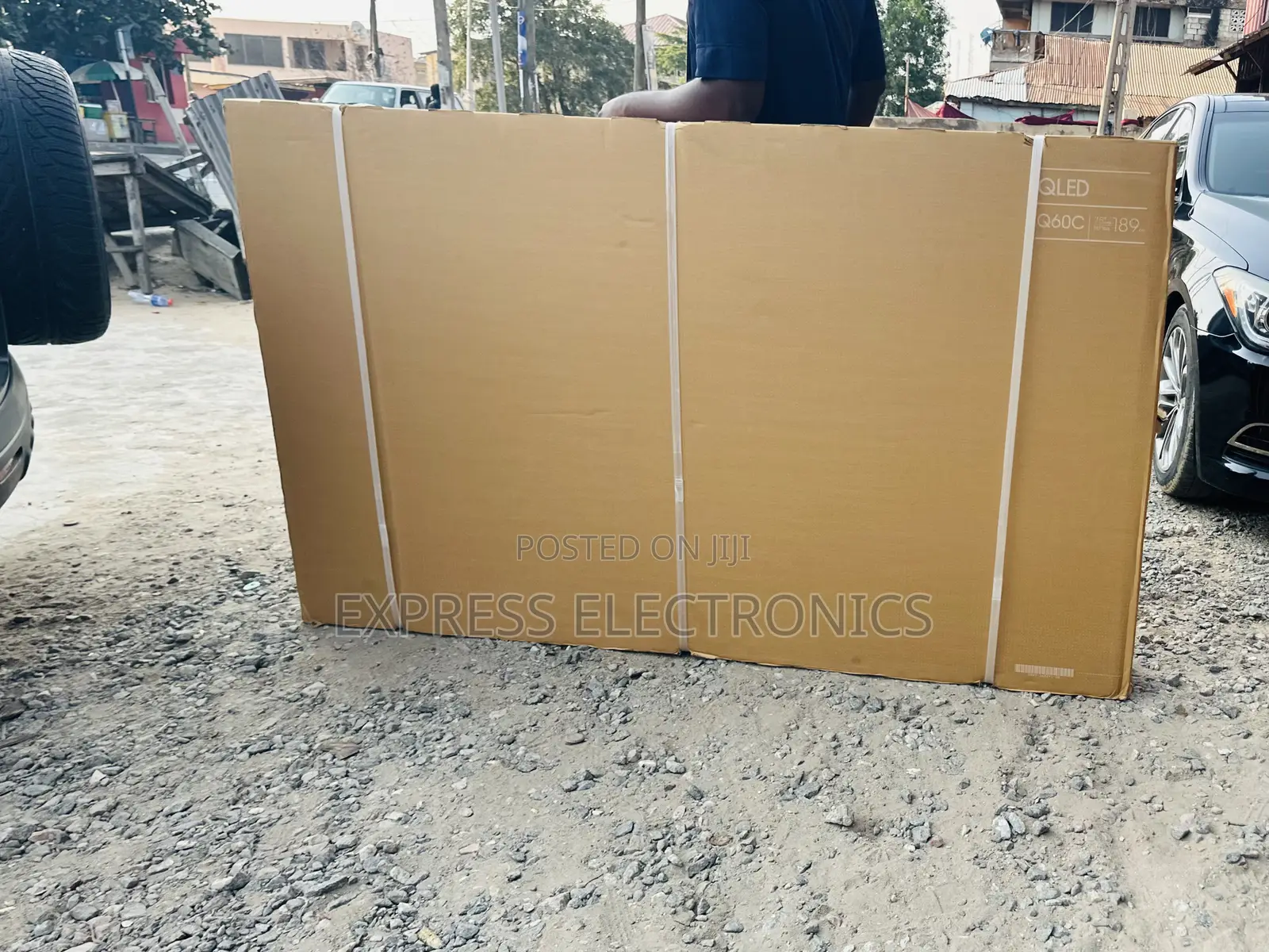 Ultra Thin Profile UHD Smart Samsung 75”Cu8000