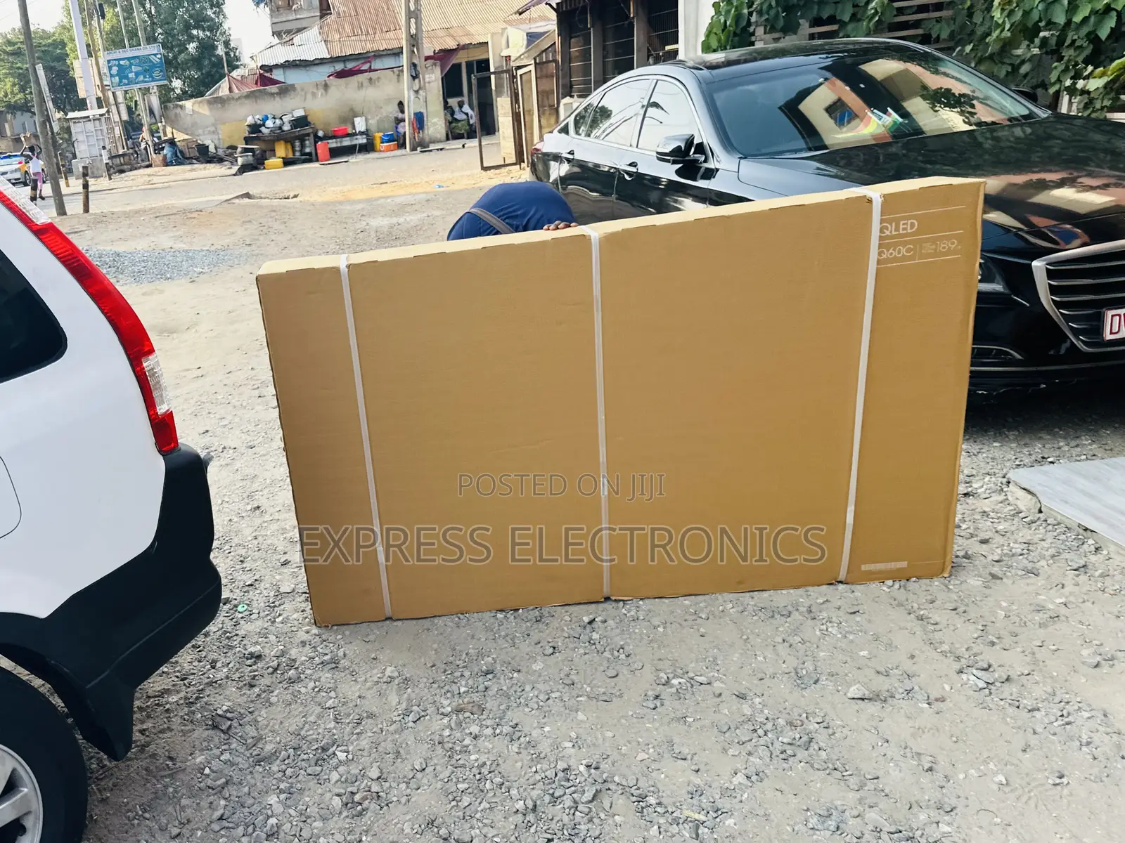 Ultra Thin Qled Television Uhd Samsung 75”Q70