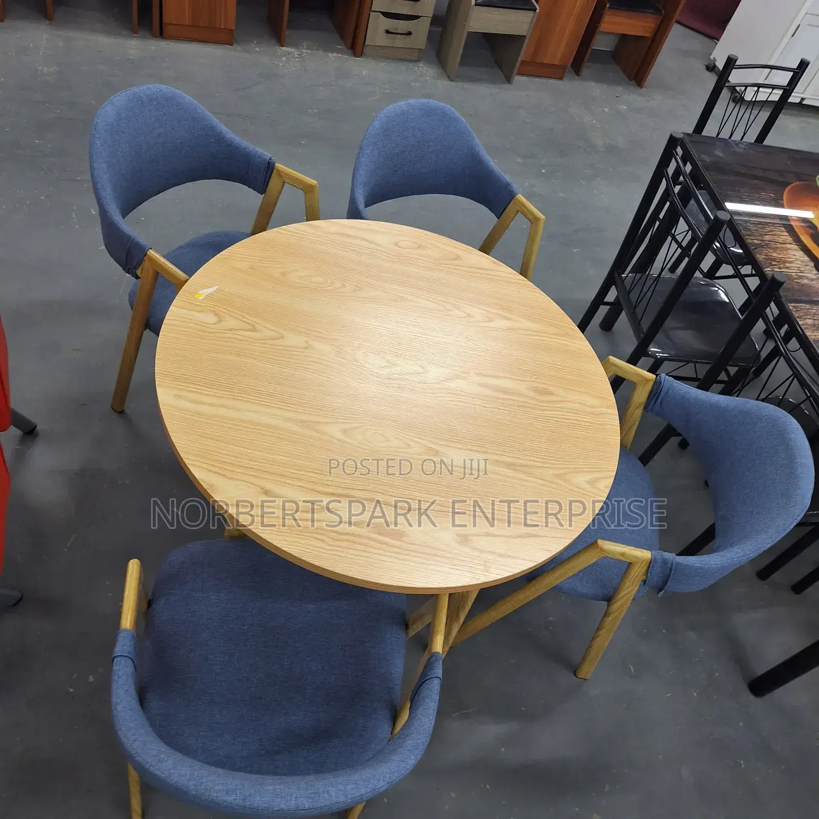 Dining Set(4chairs)
