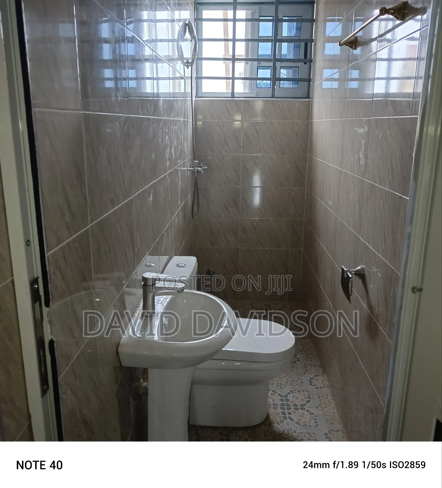 1bdrm Apartment in New Chapter And Hall, Tema Metropolitan for rent