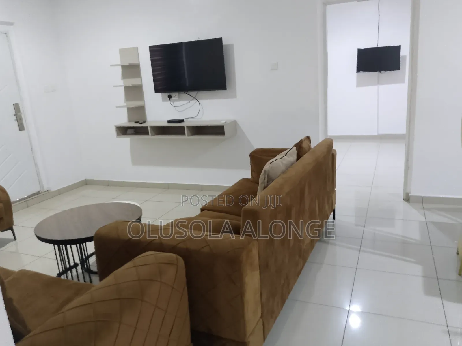 Ensuite Private Rooms/ + Free Breakfast Daily Rate