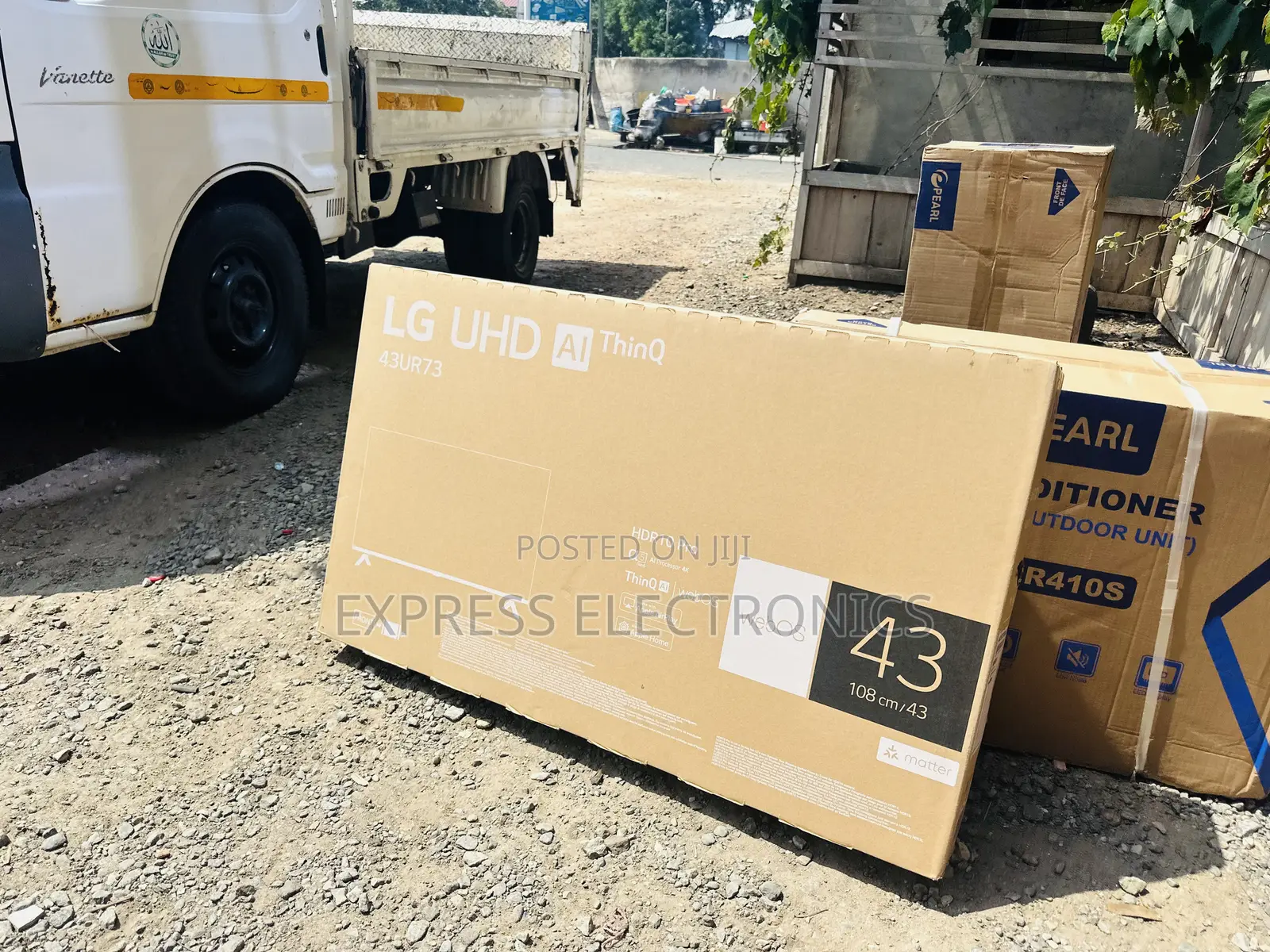 Cinematic Experience UHD Smart Glossy LG 43”UR73