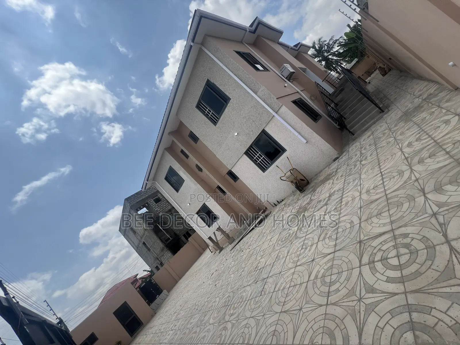 2bdrm Apartment in Bee Decor & Homes, Adenta for sale