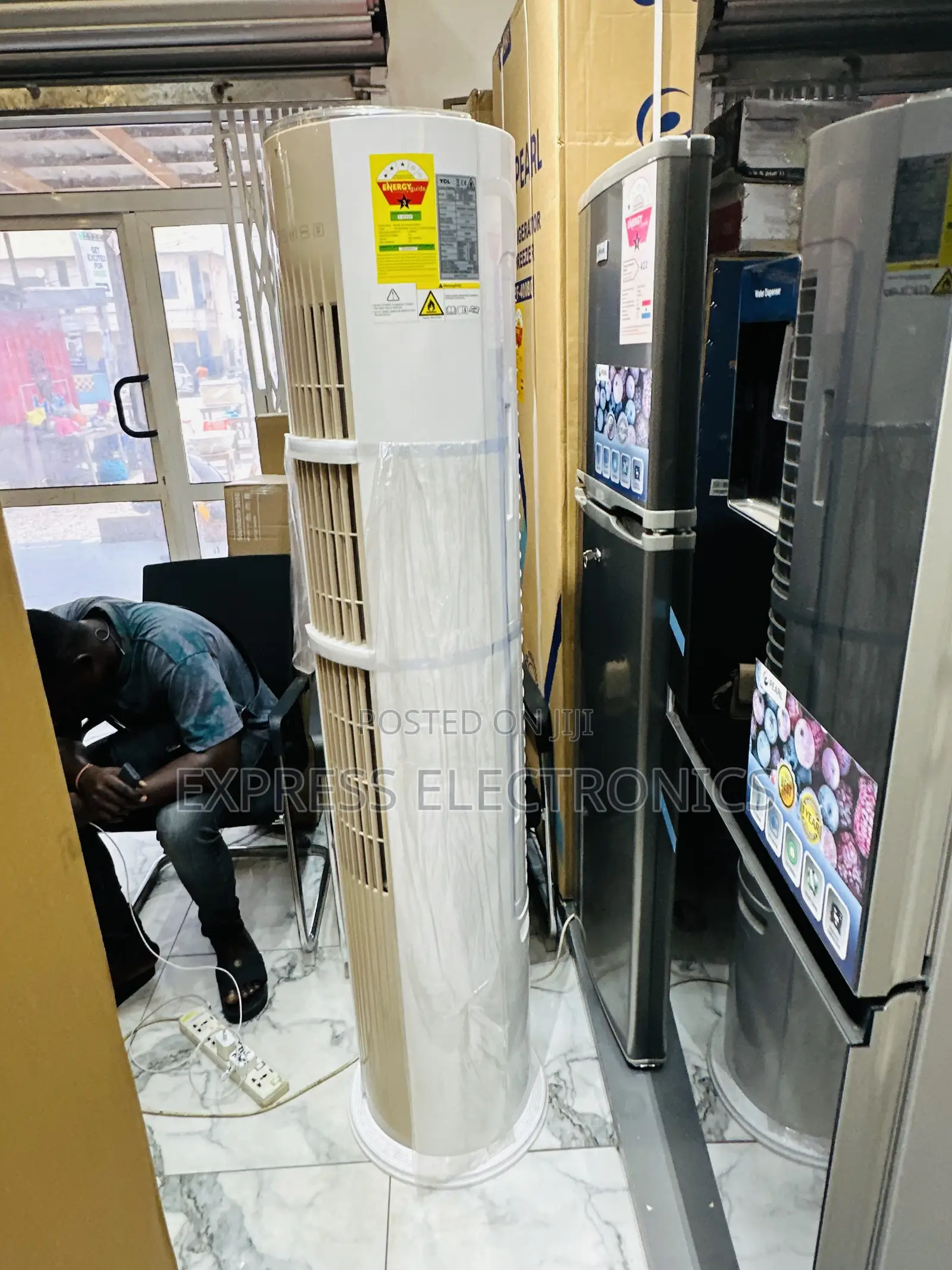 Lovely New Slim Design Floor AC White TCL 2.0hp